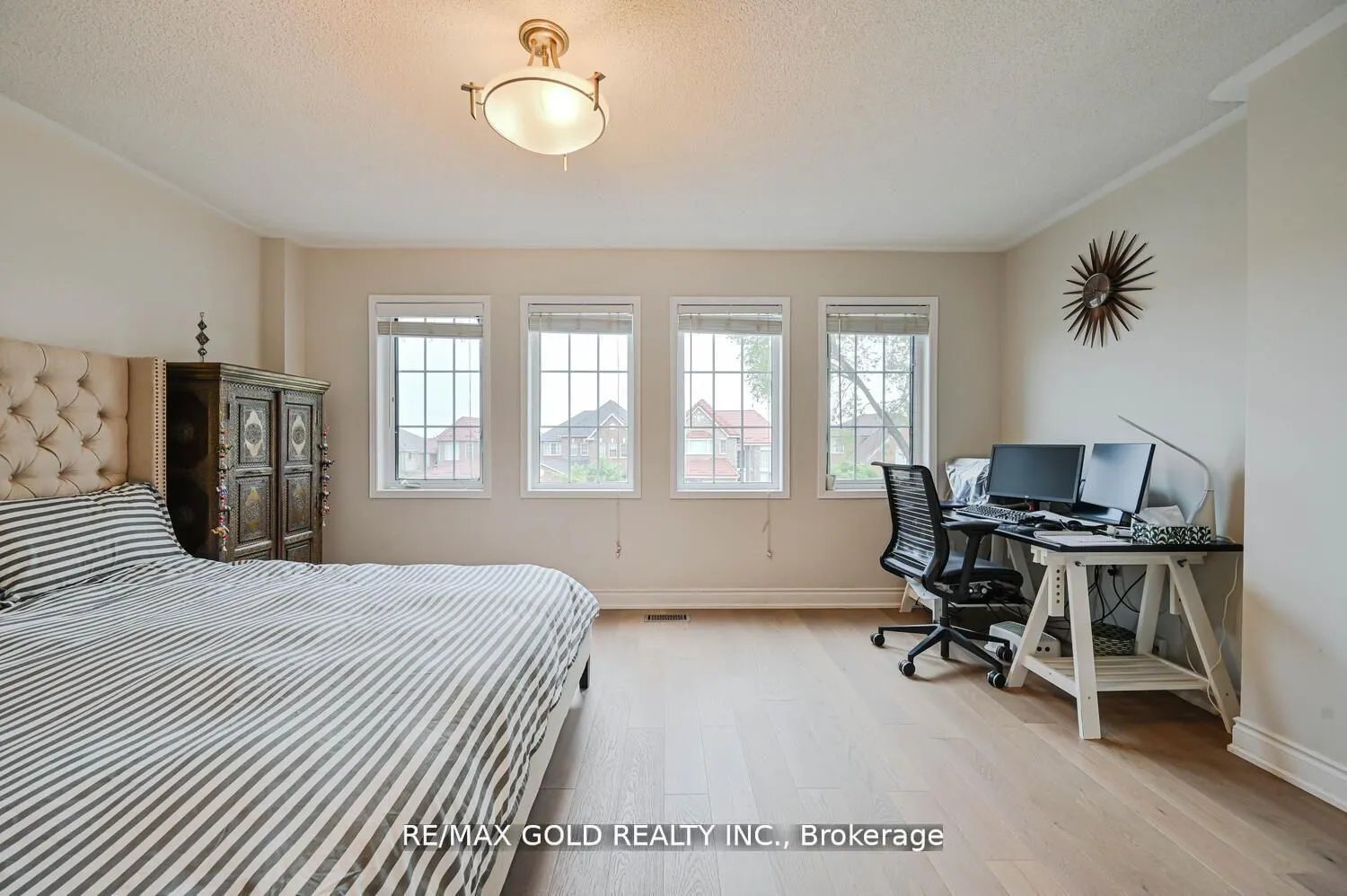 44 Ribbon Drive