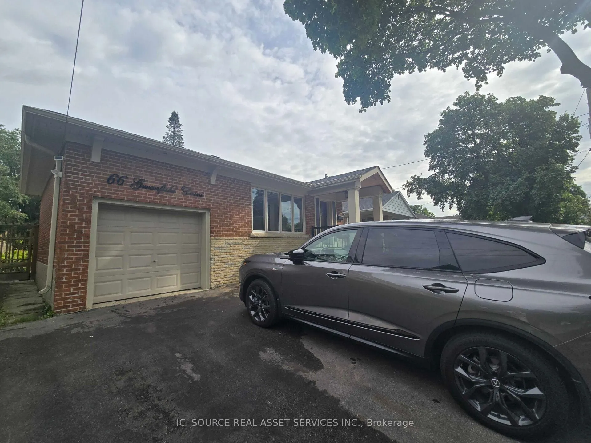 66 Greenfield Drive, #Main