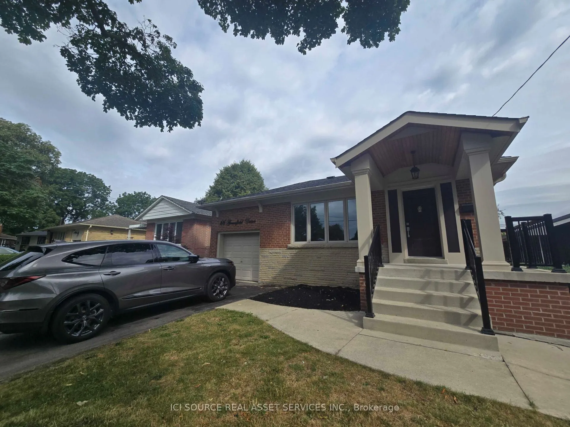 66 Greenfield Drive, #Main