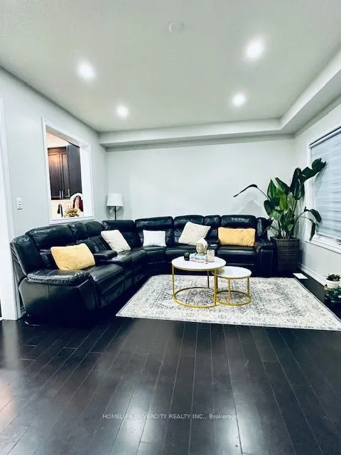 58 Lanark Circle