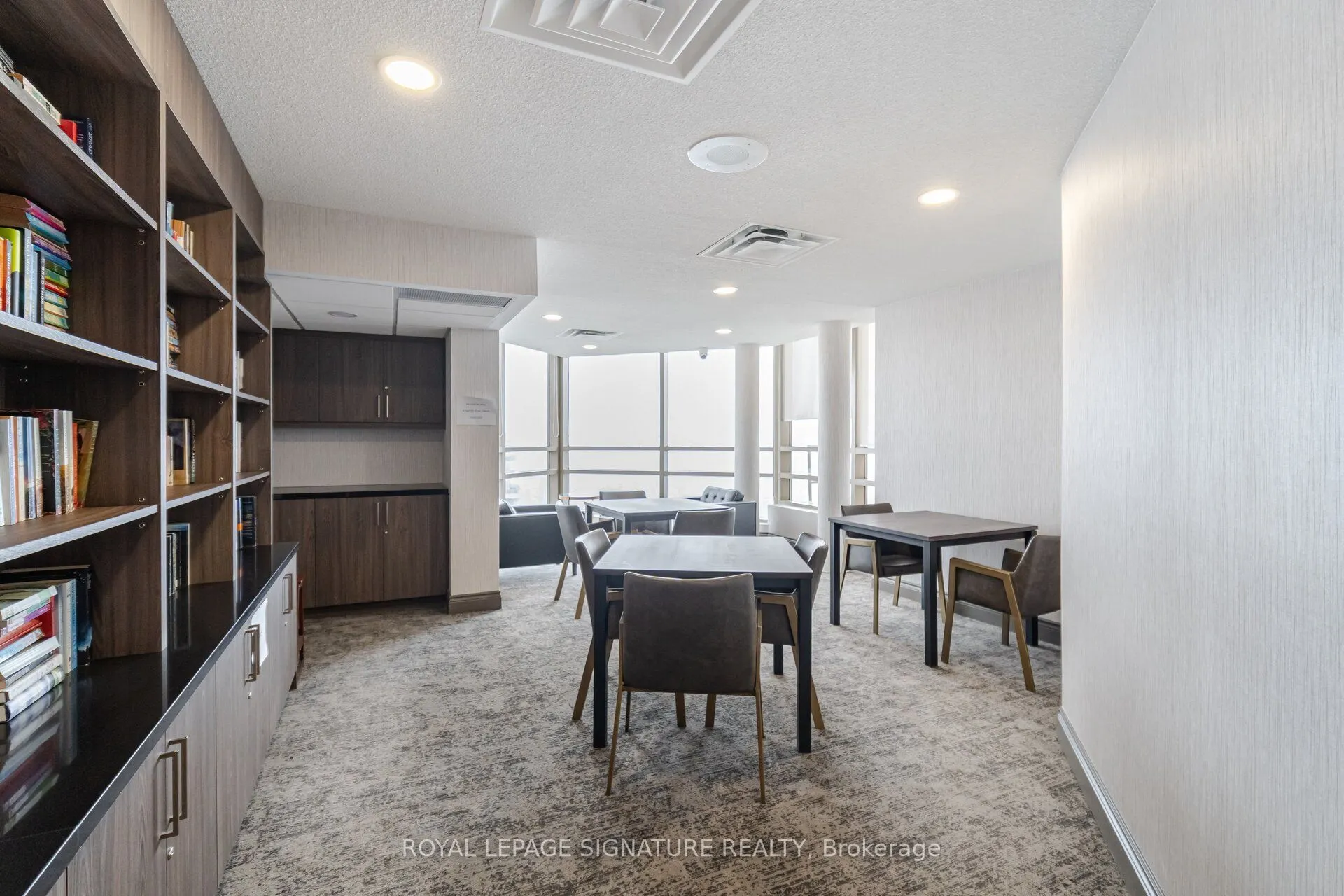 45 Kingsbridge Garden Circle, #3208