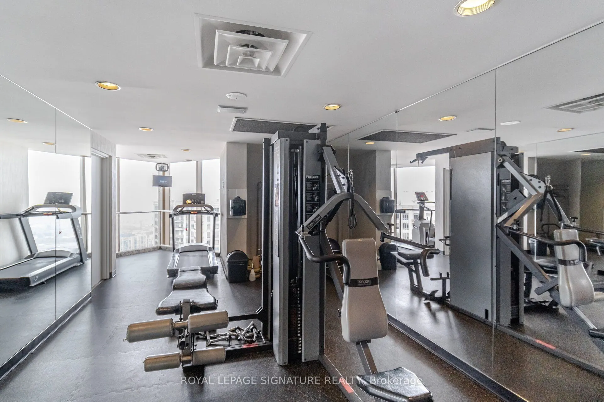 45 Kingsbridge Garden Circle, #3208