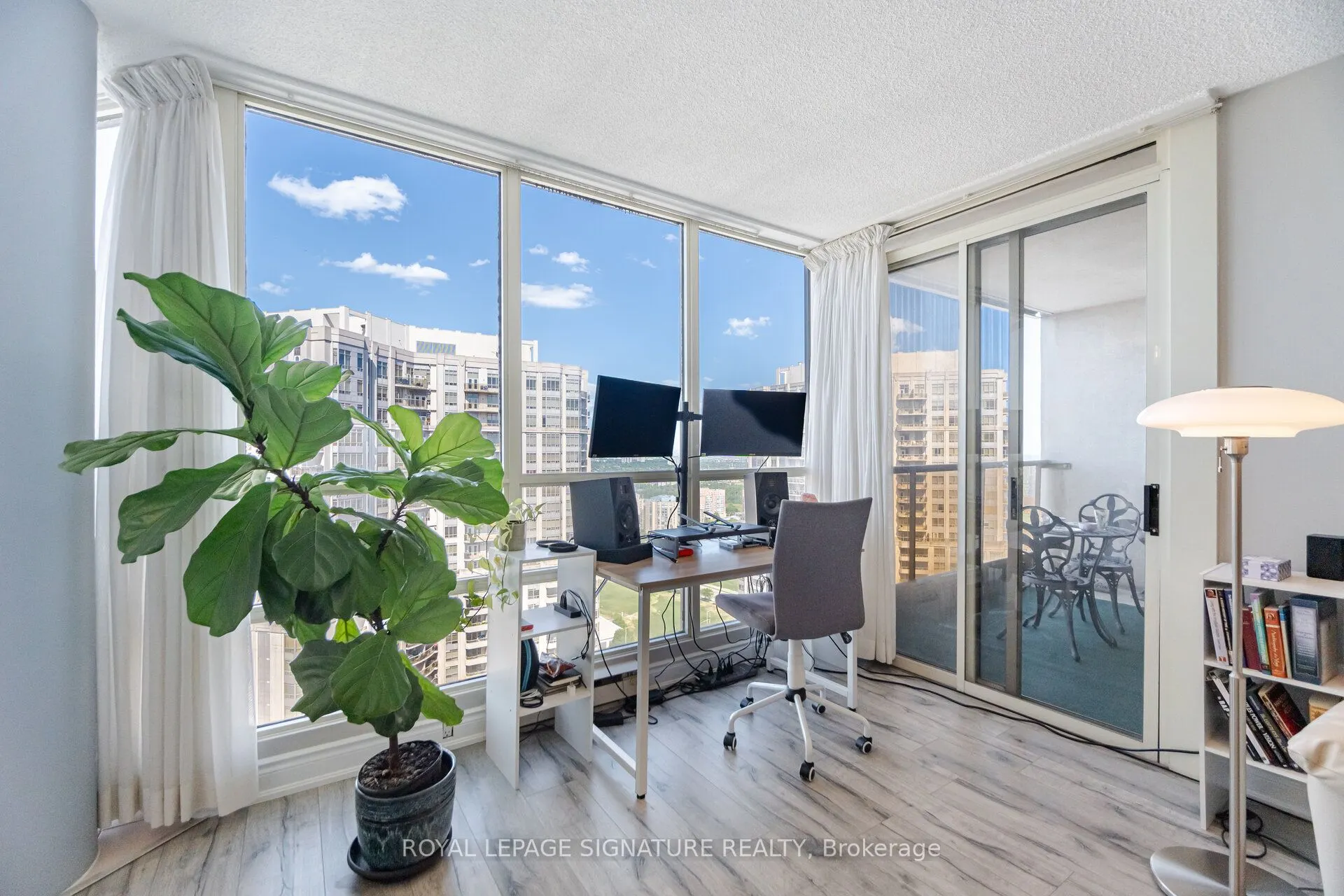 45 Kingsbridge Garden Circle, #3208