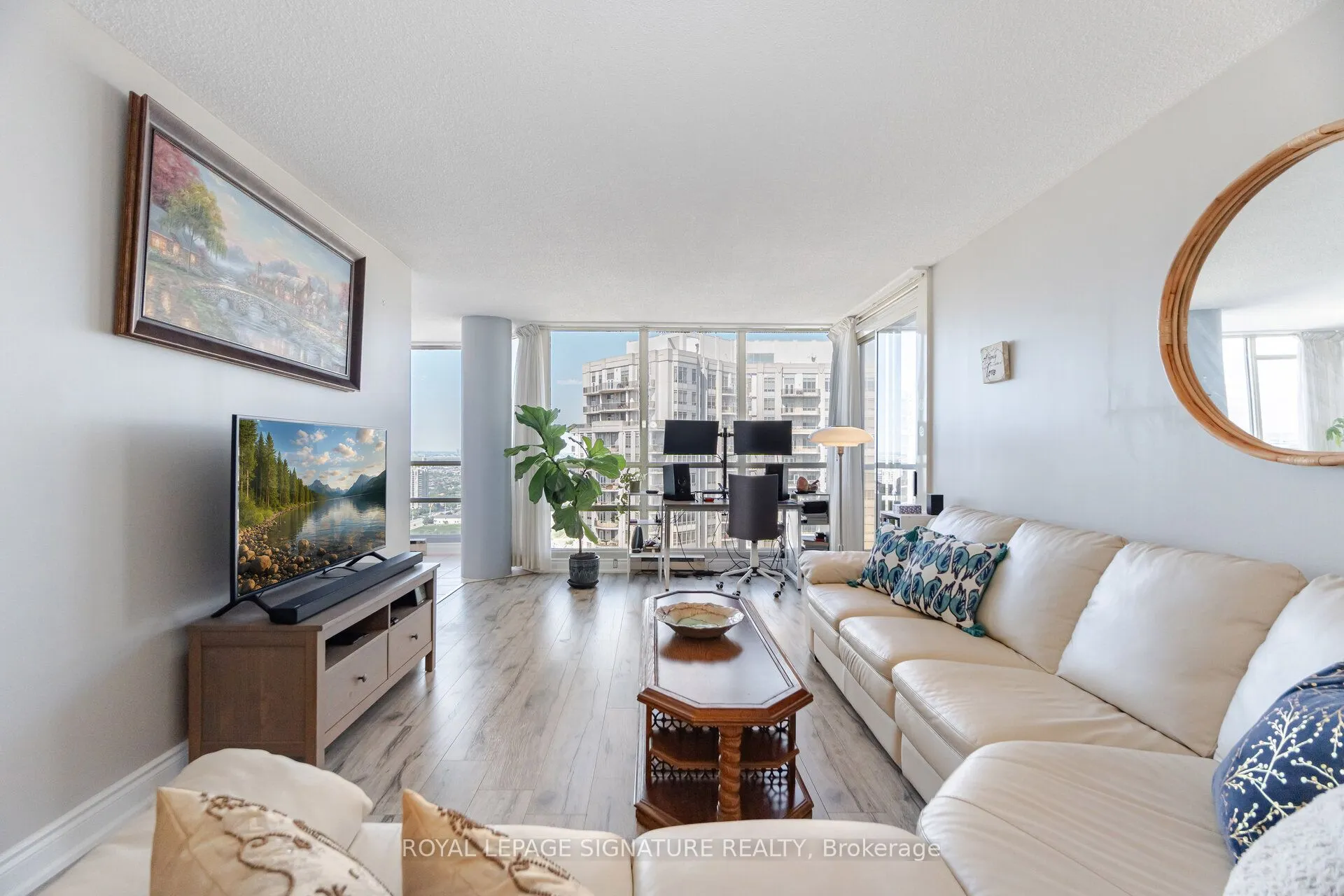 45 Kingsbridge Garden Circle, #3208