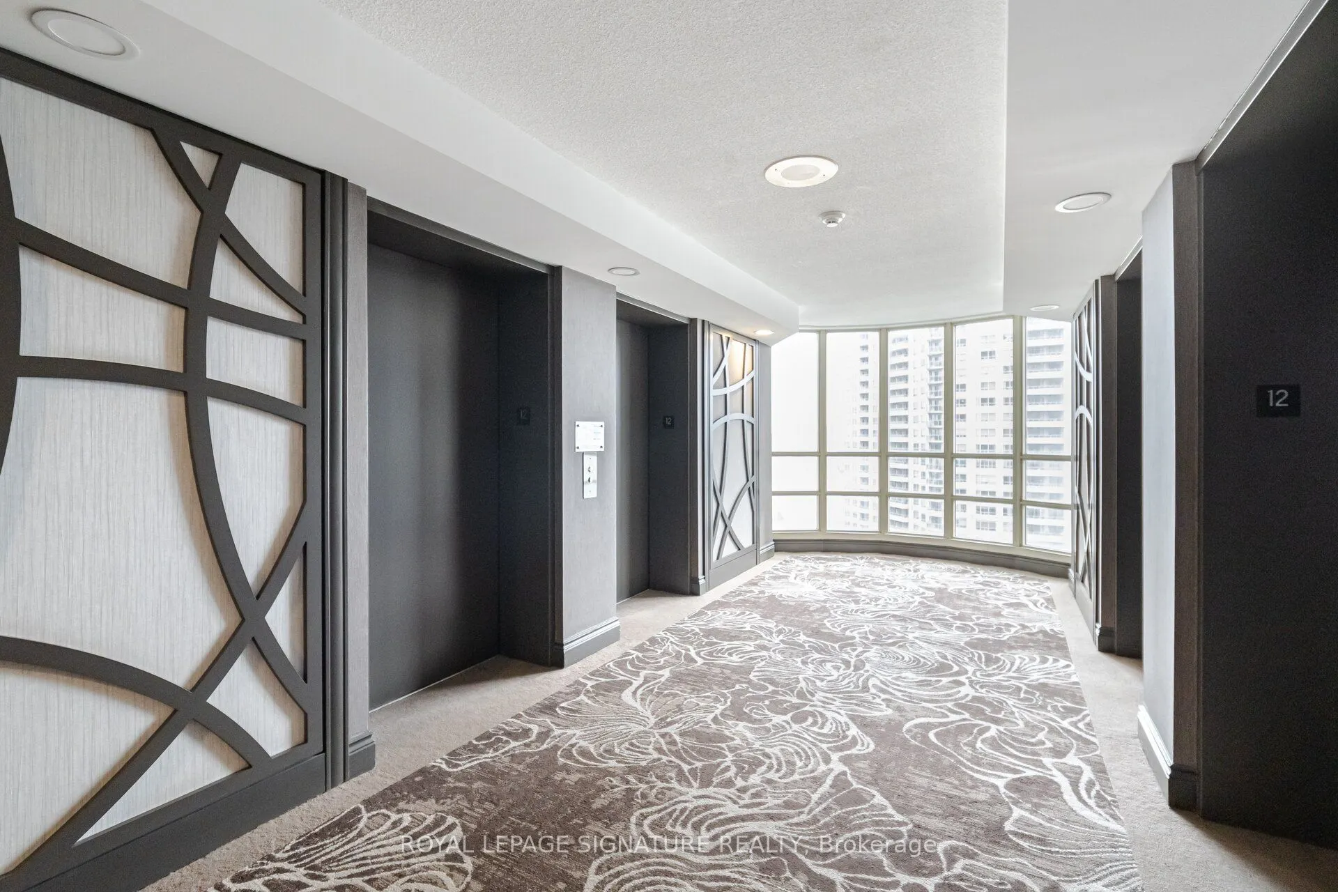 45 Kingsbridge Garden Circle, #3208
