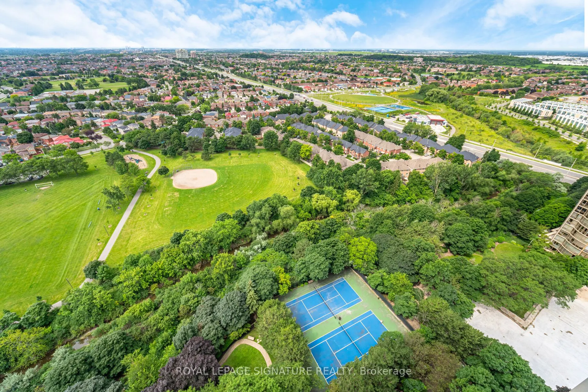 45 Kingsbridge Garden Circle, #3208