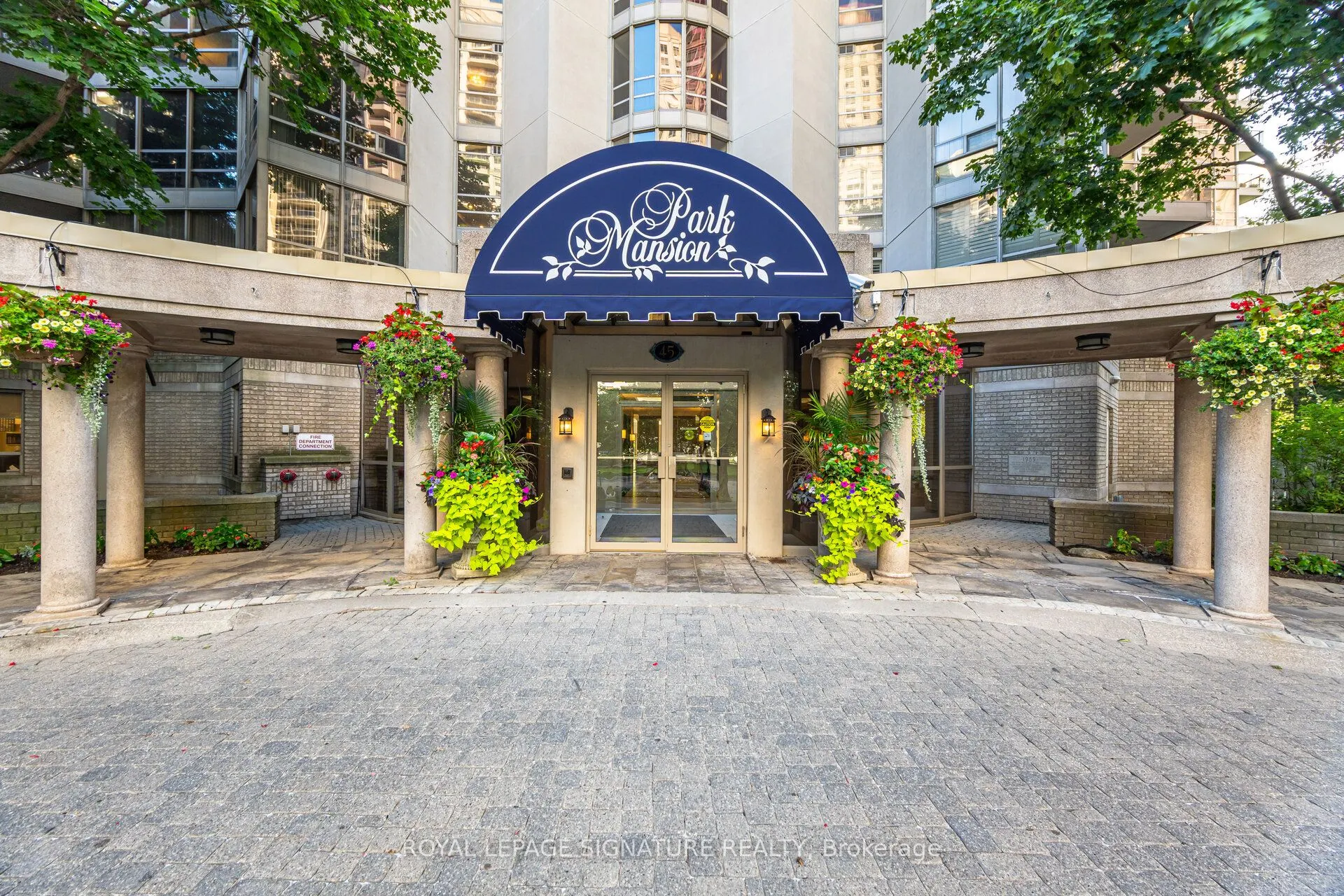 45 Kingsbridge Garden Circle, #3208