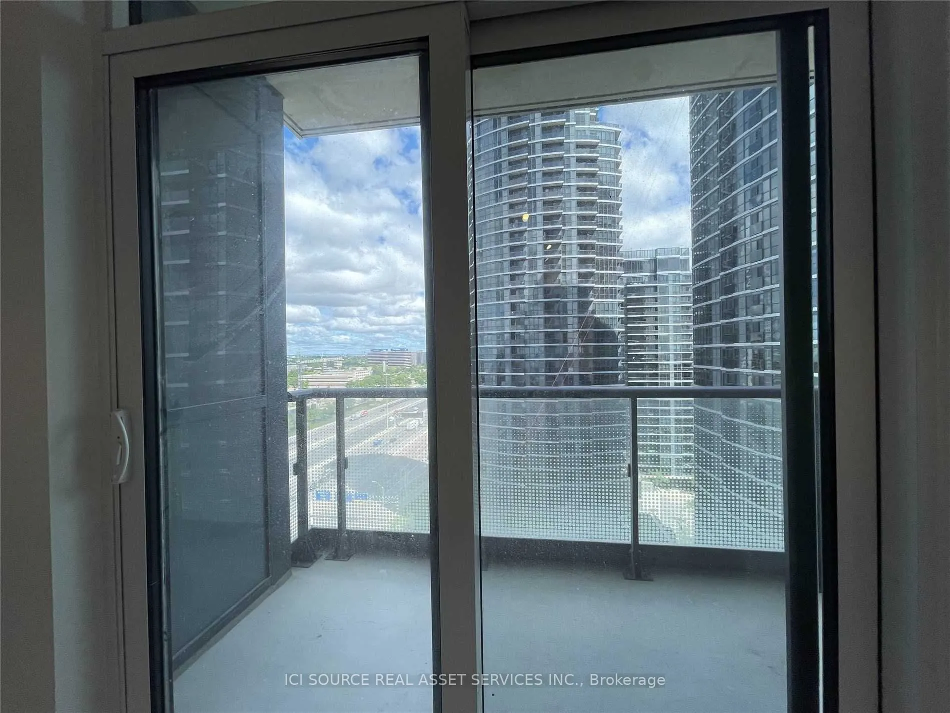 30 Gibbs Road, #2503