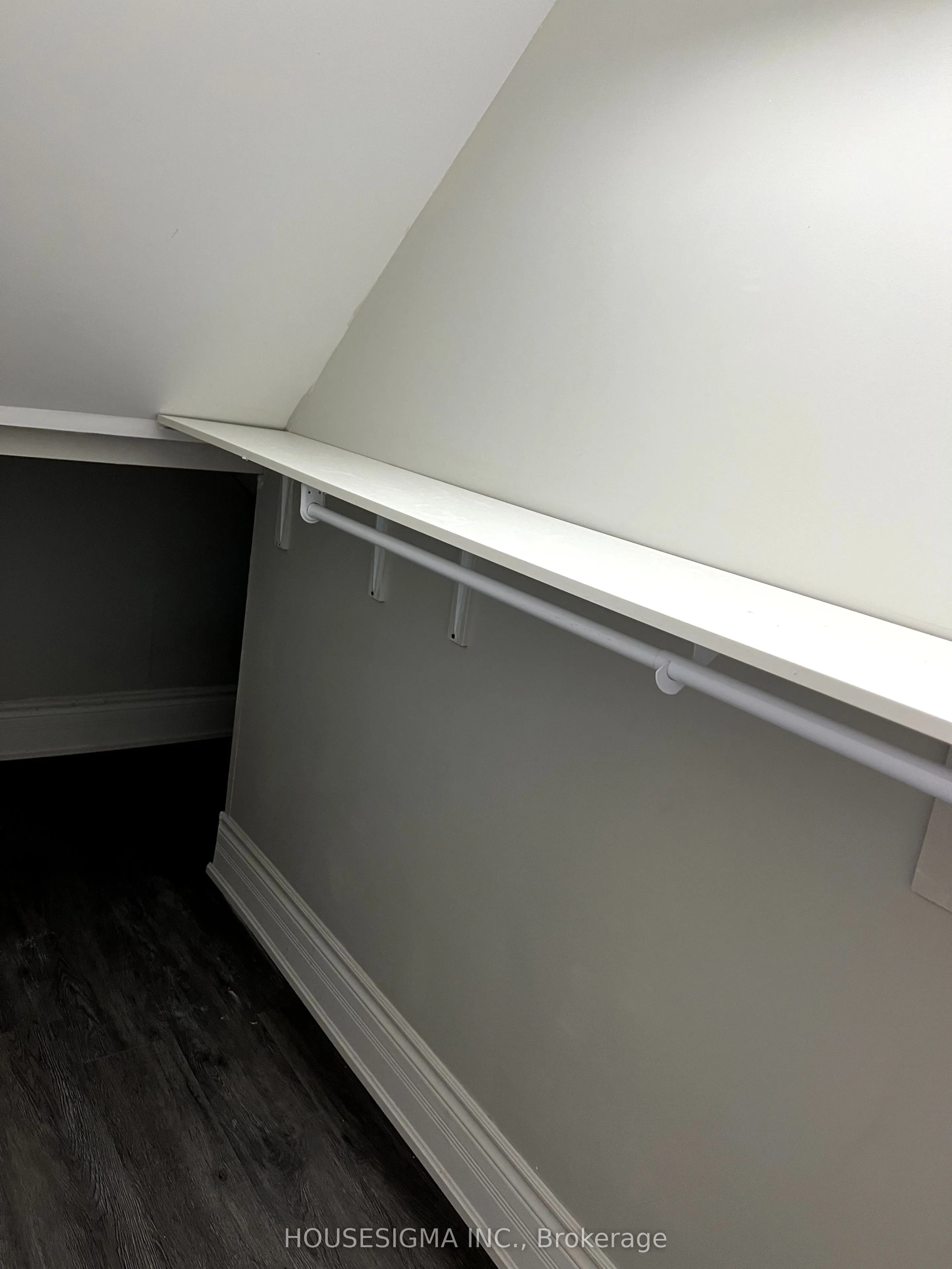 931 Pine Valley Circle