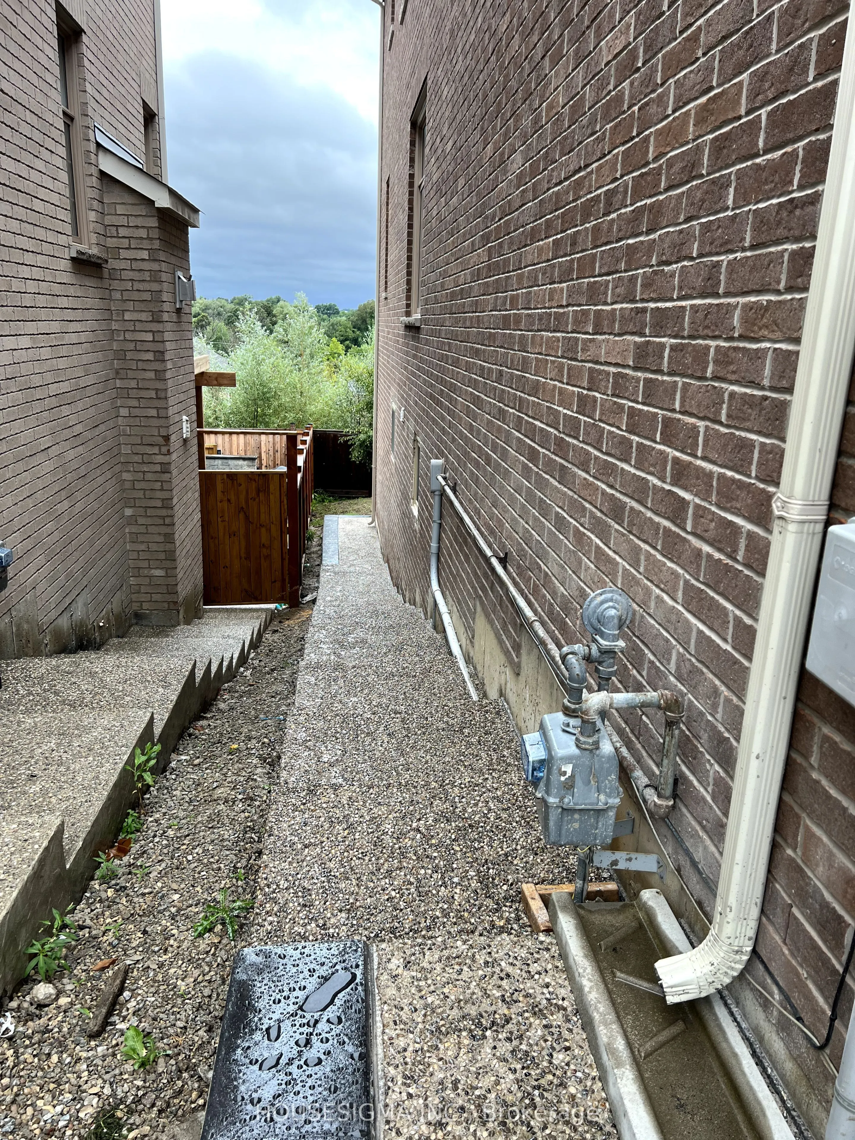 931 Pine Valley Circle