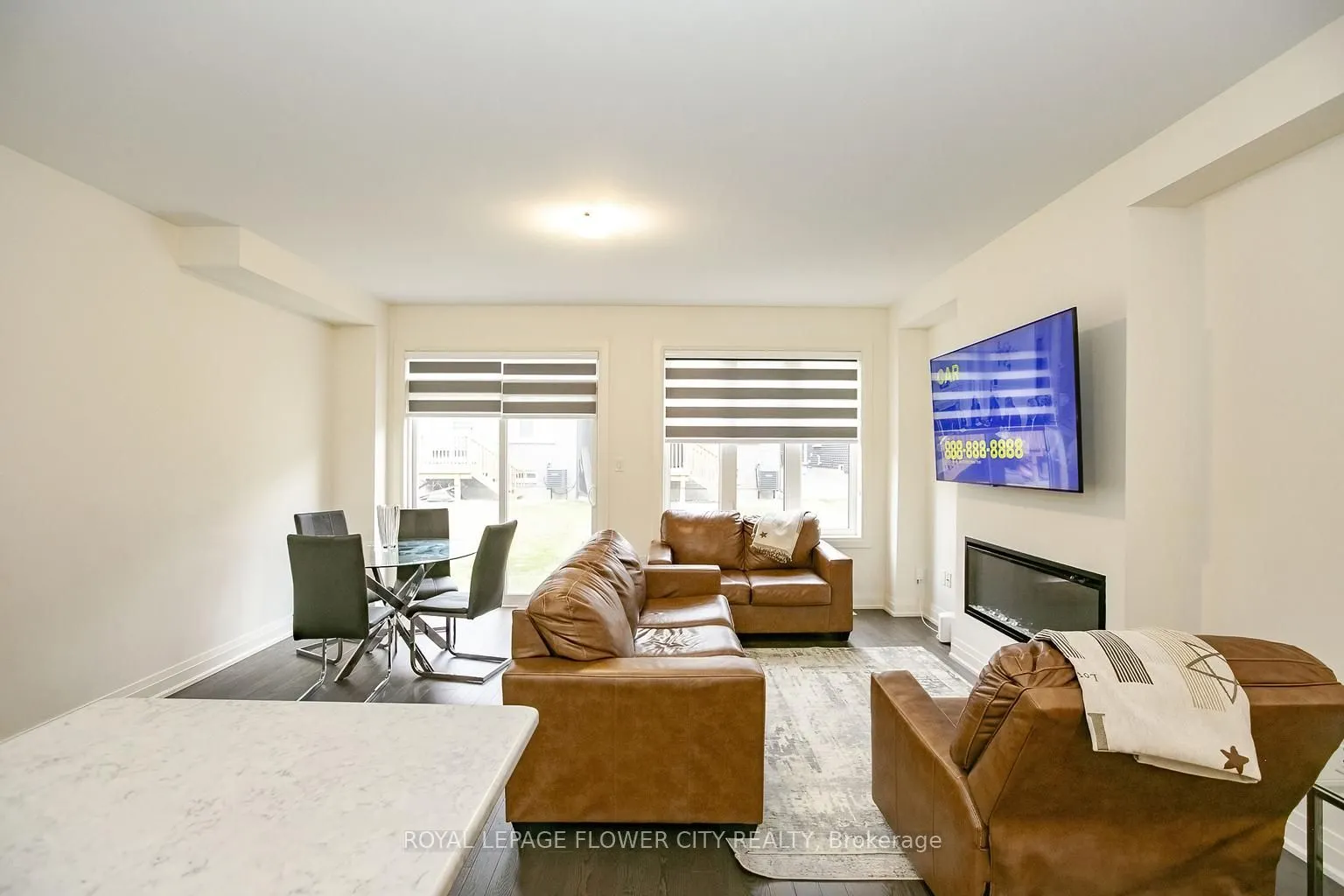 114 Adventura Road