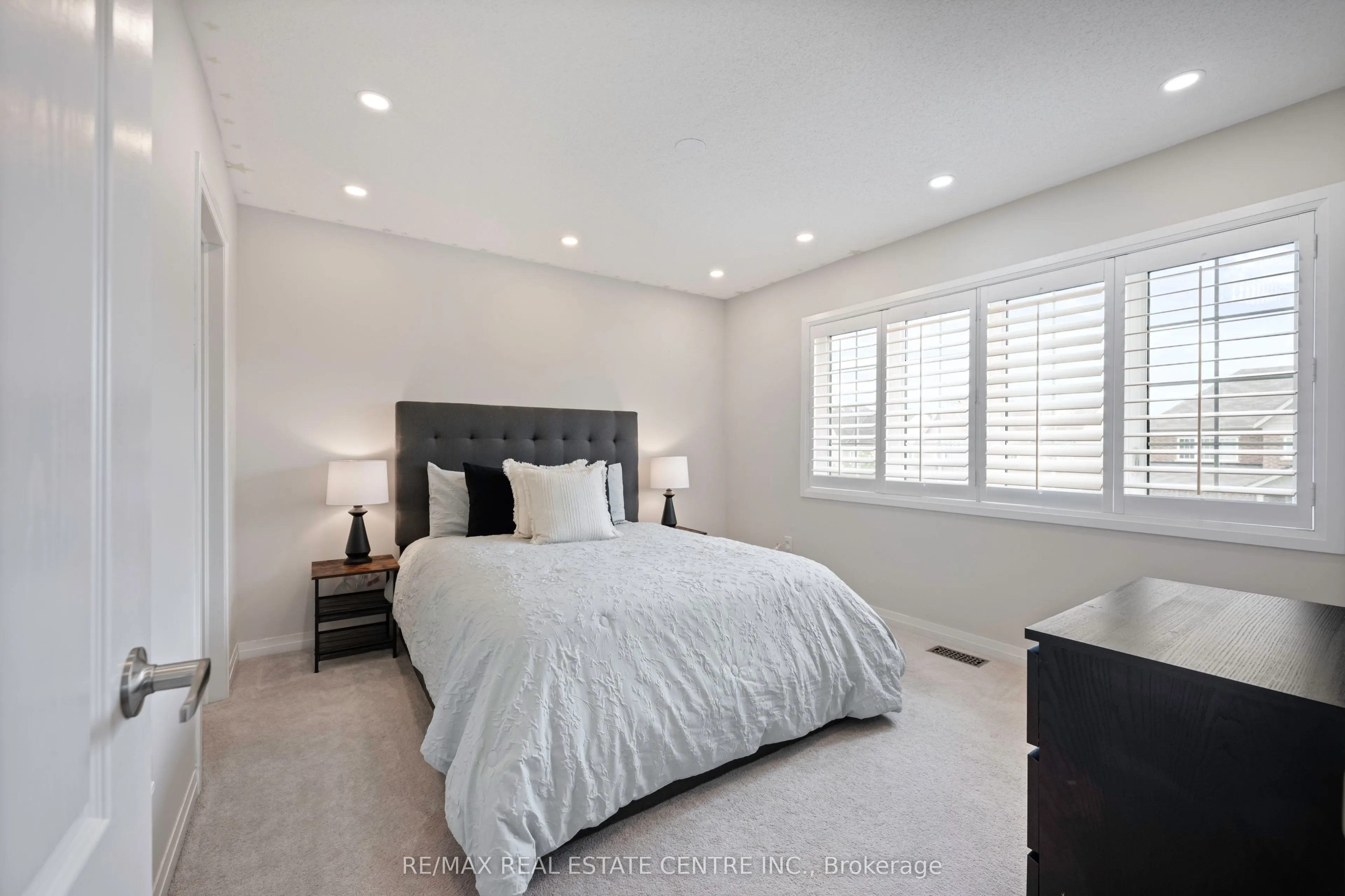 9 Porter Drive