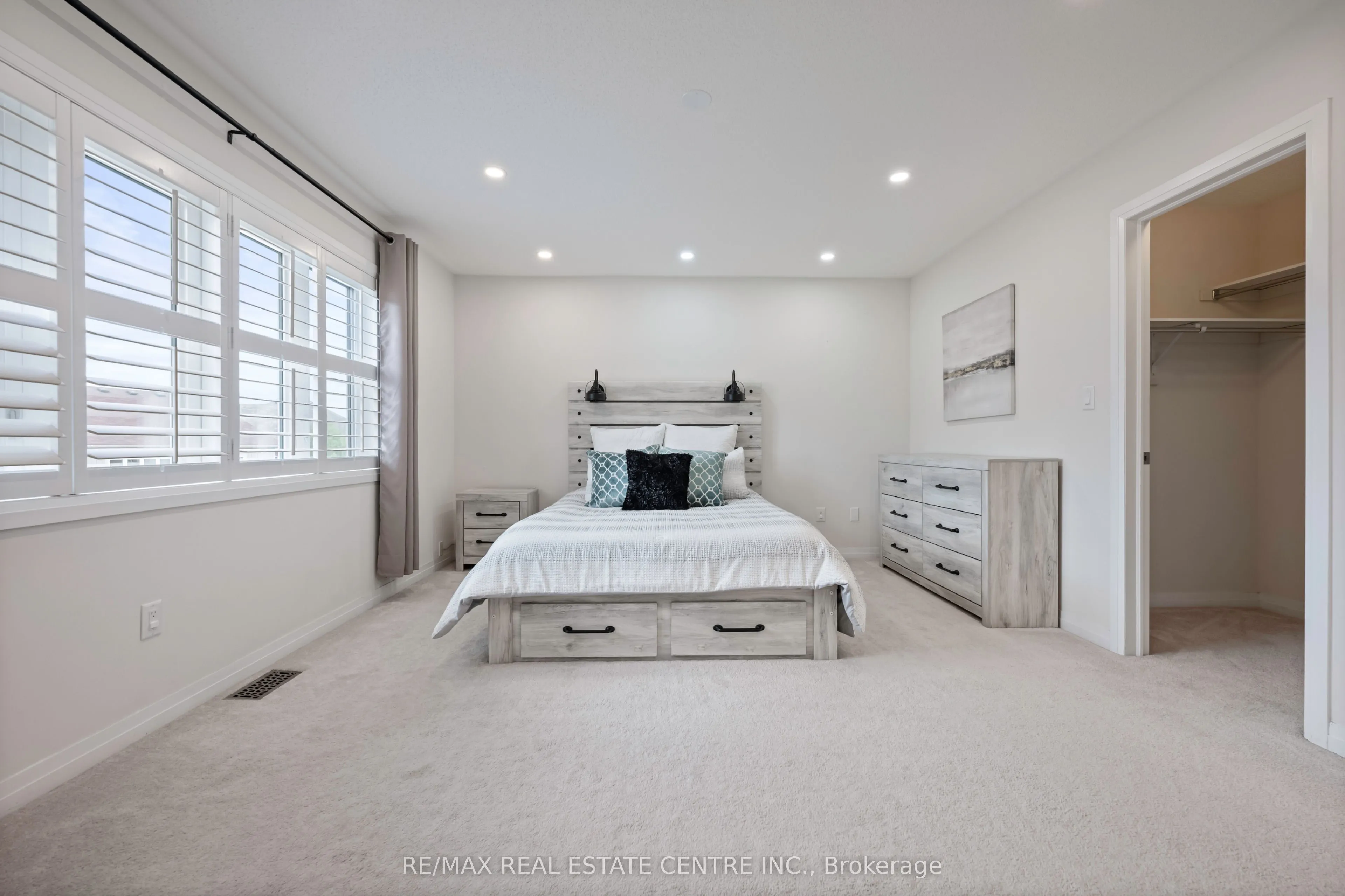 9 Porter Drive