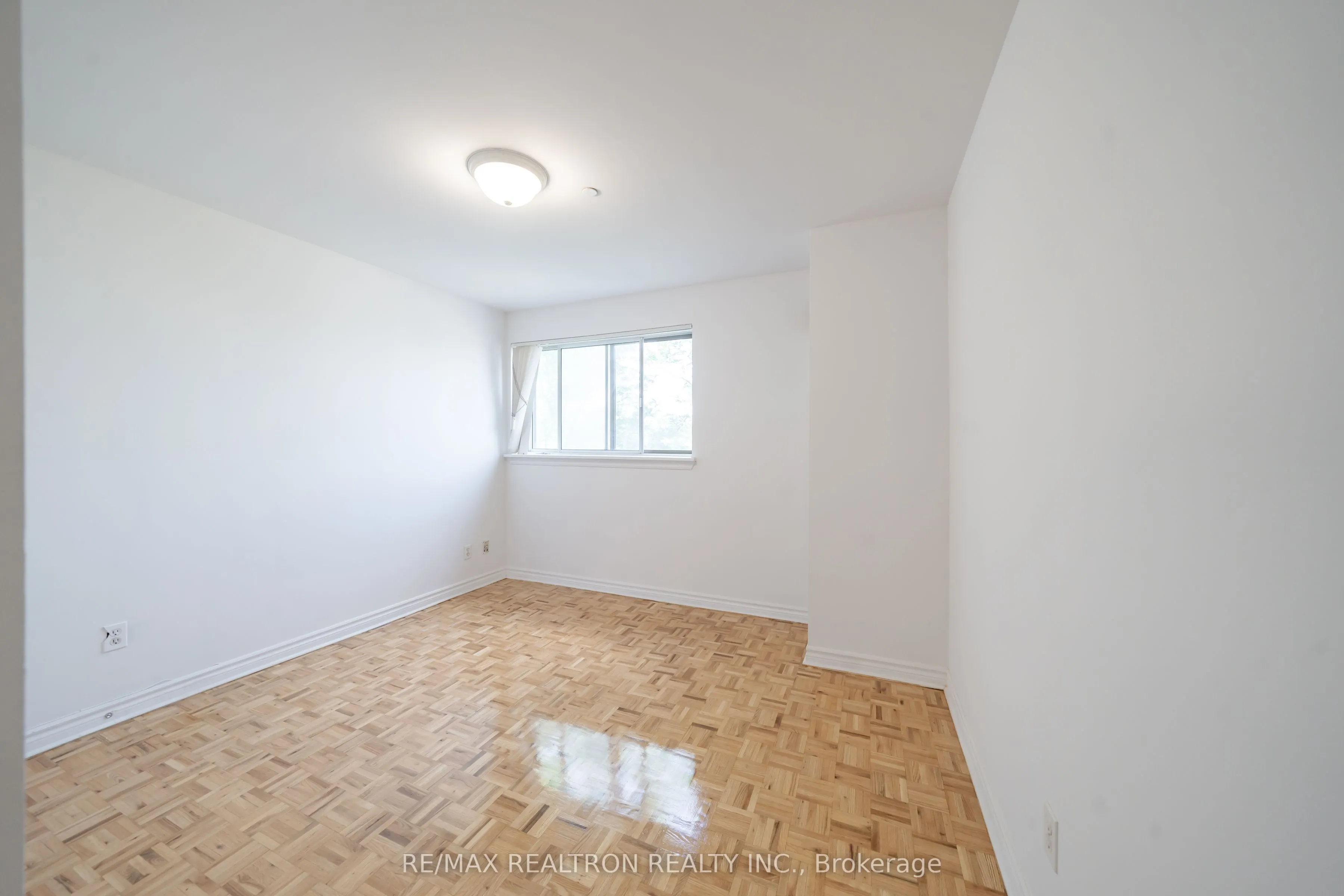 1407 Dupont Street, #402