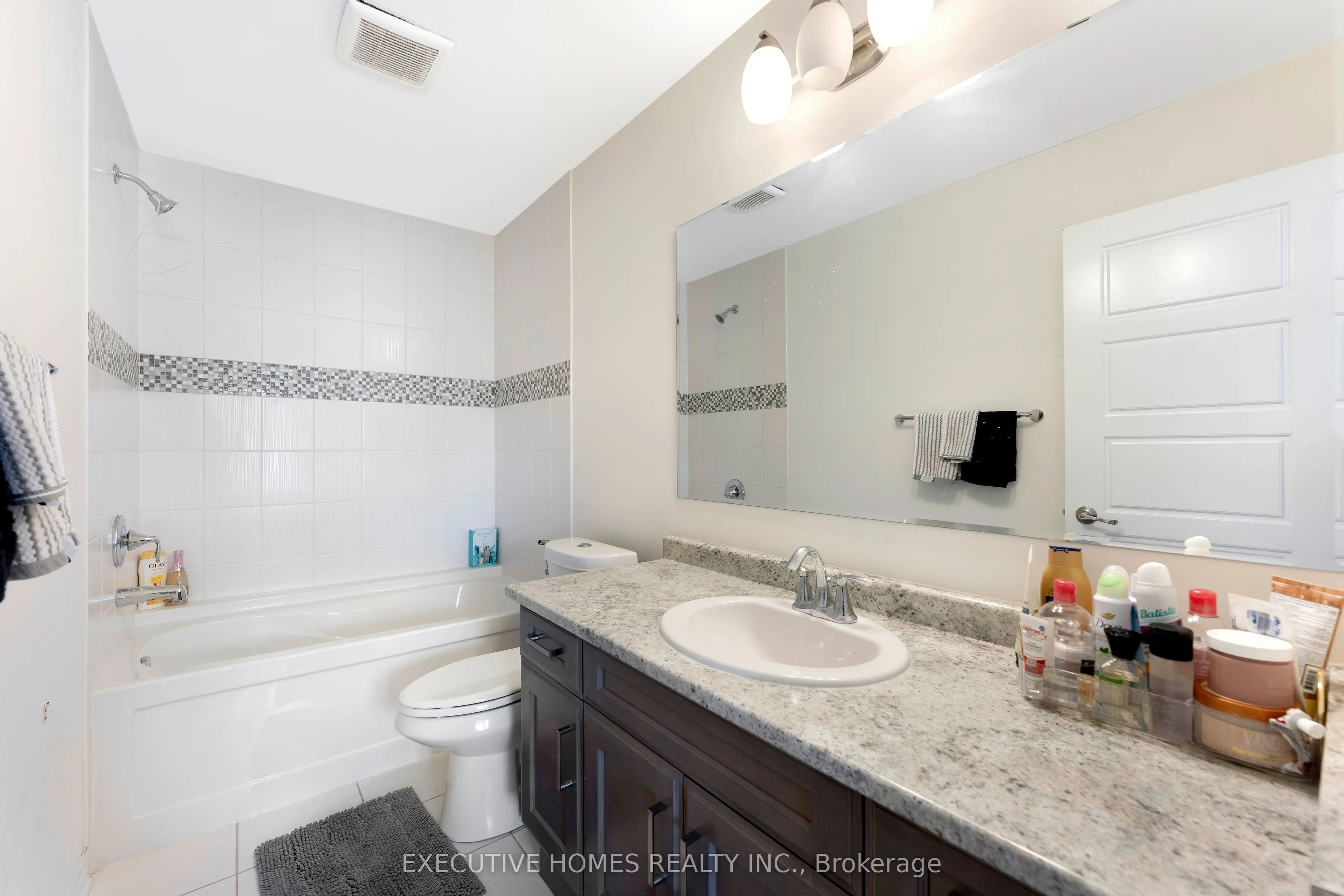 3216 Carding Mill Trail