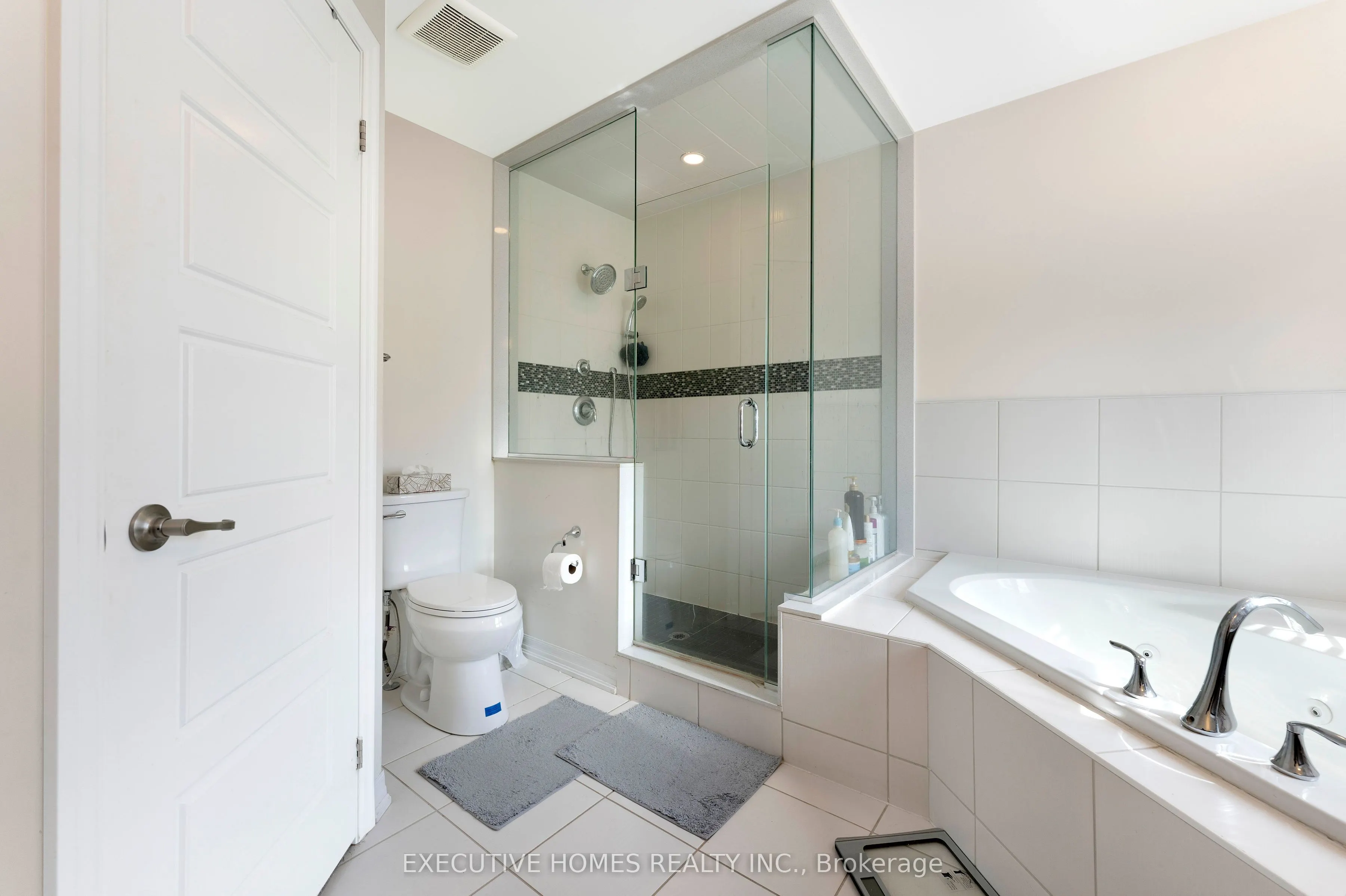 3216 Carding Mill Trail