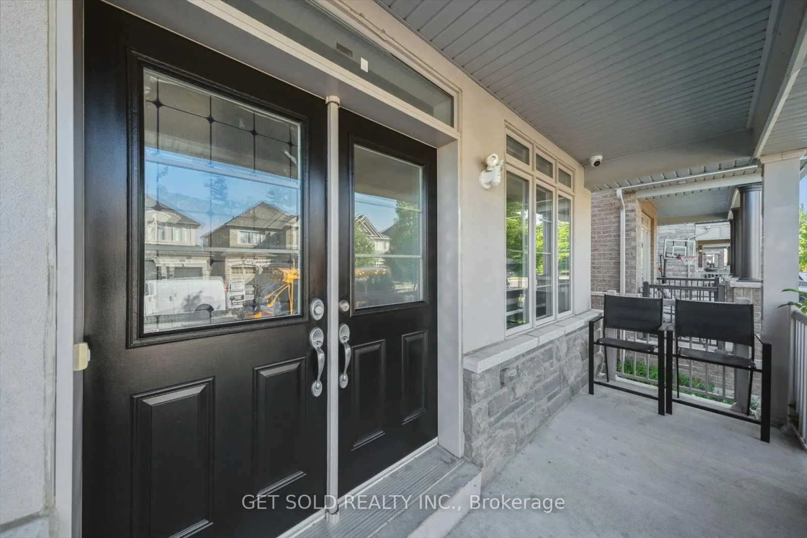 49 Blackberry Valley Crescent