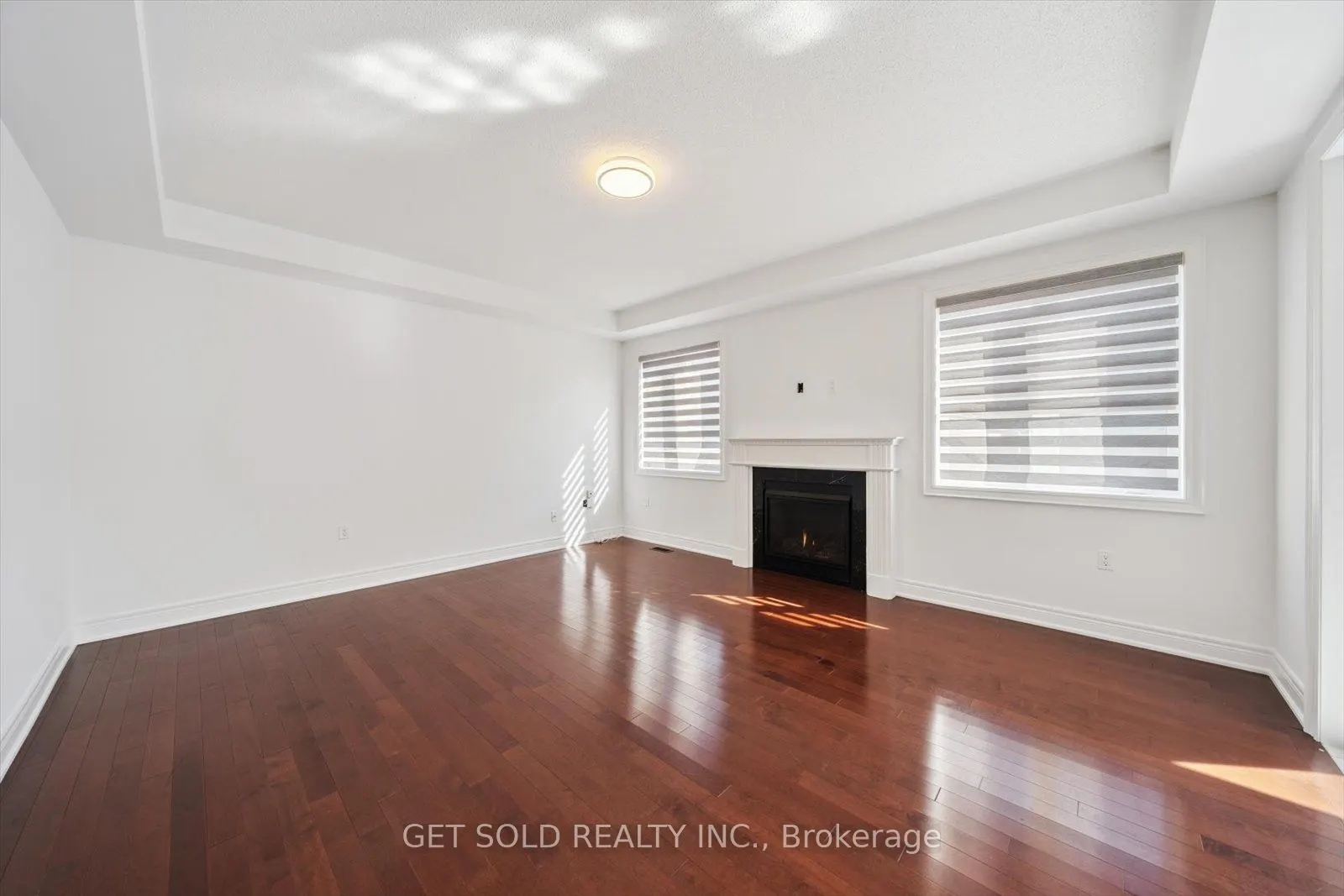 49 Blackberry Valley Crescent