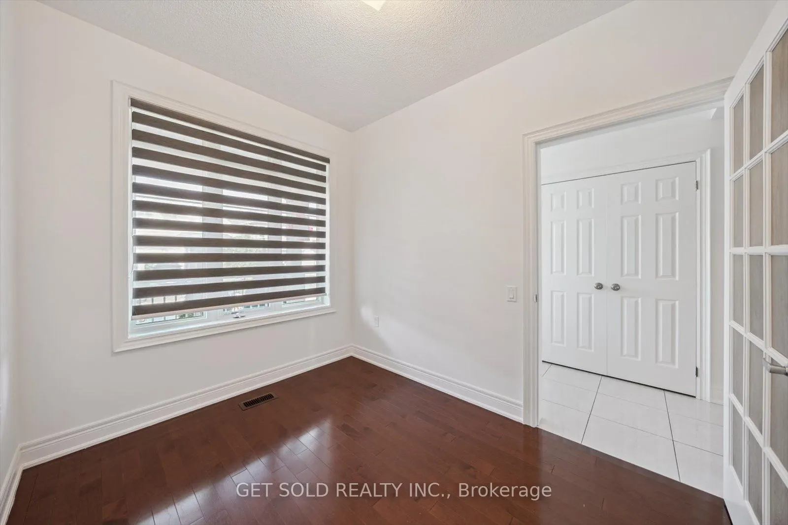 49 Blackberry Valley Crescent