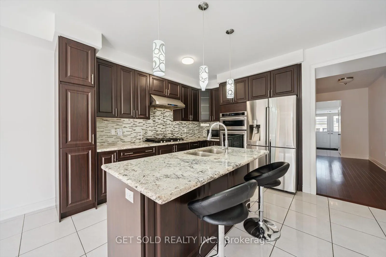 49 Blackberry Valley Crescent