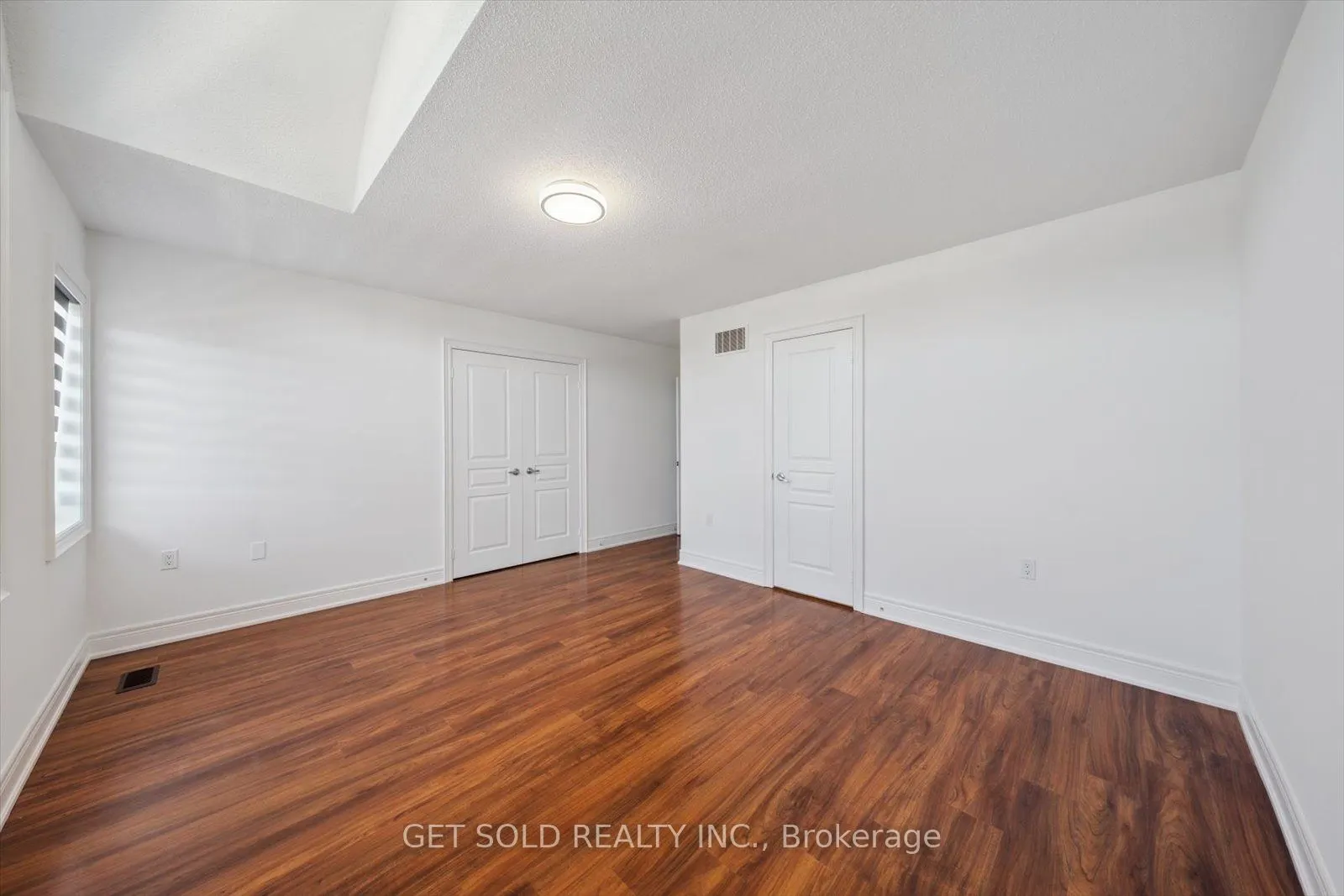 49 Blackberry Valley Crescent