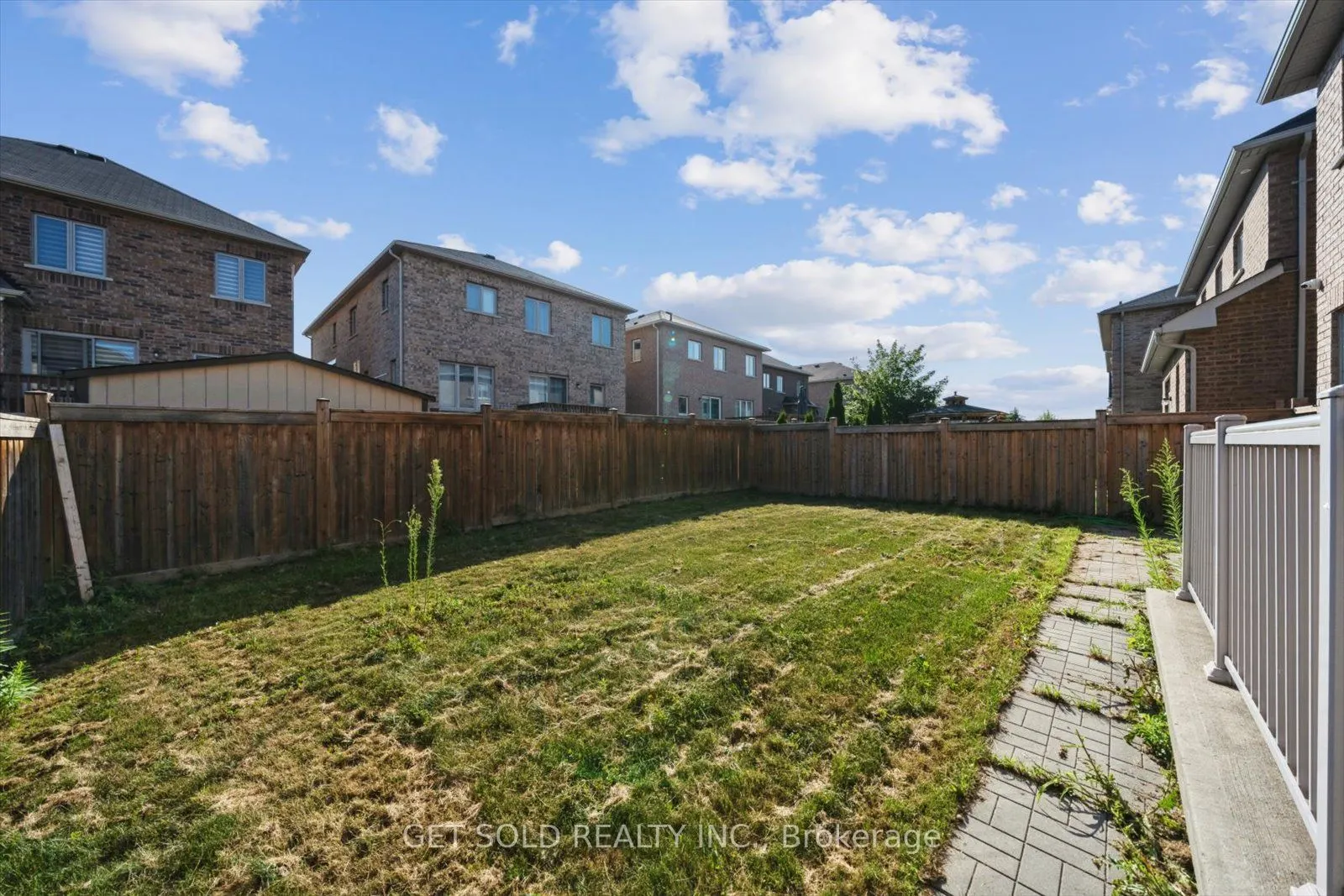 49 Blackberry Valley Crescent