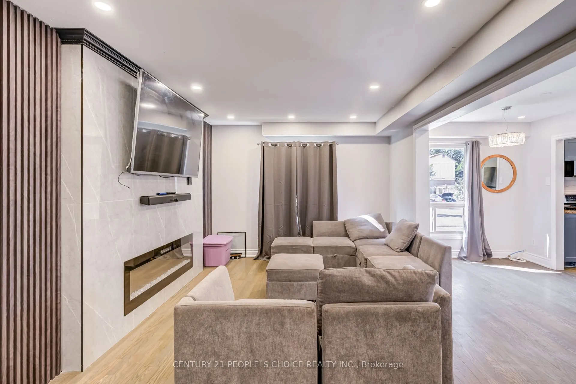 18 Hernon Court