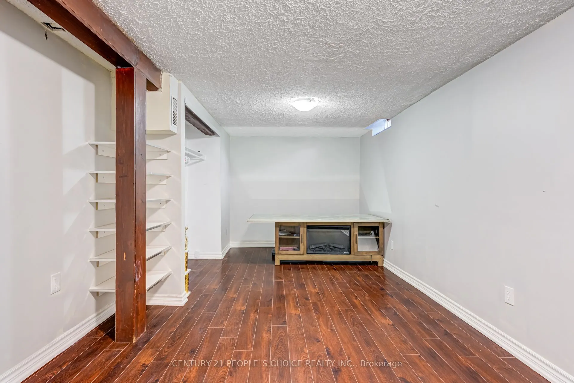 18 Hernon Court