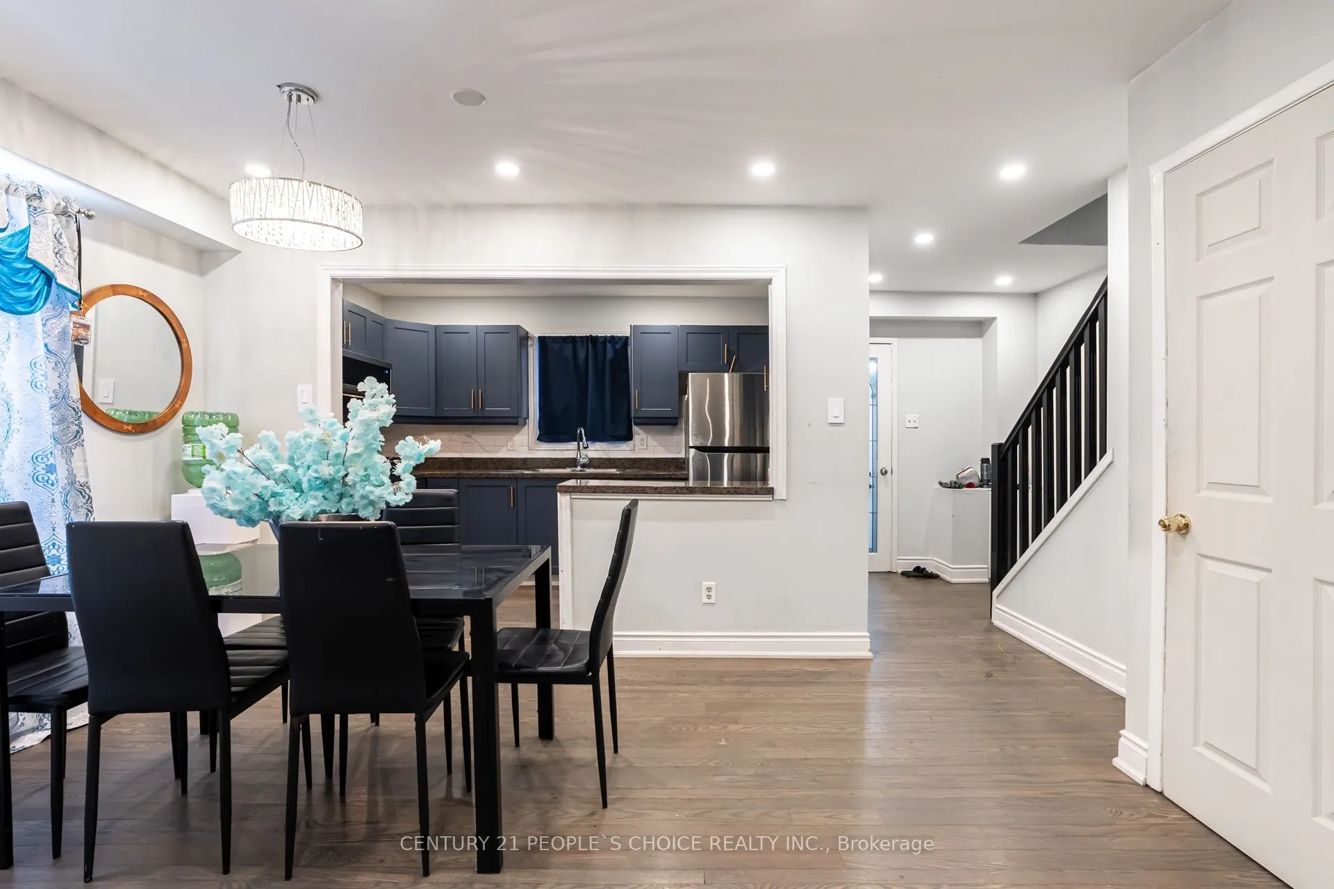 18 Hernon Court