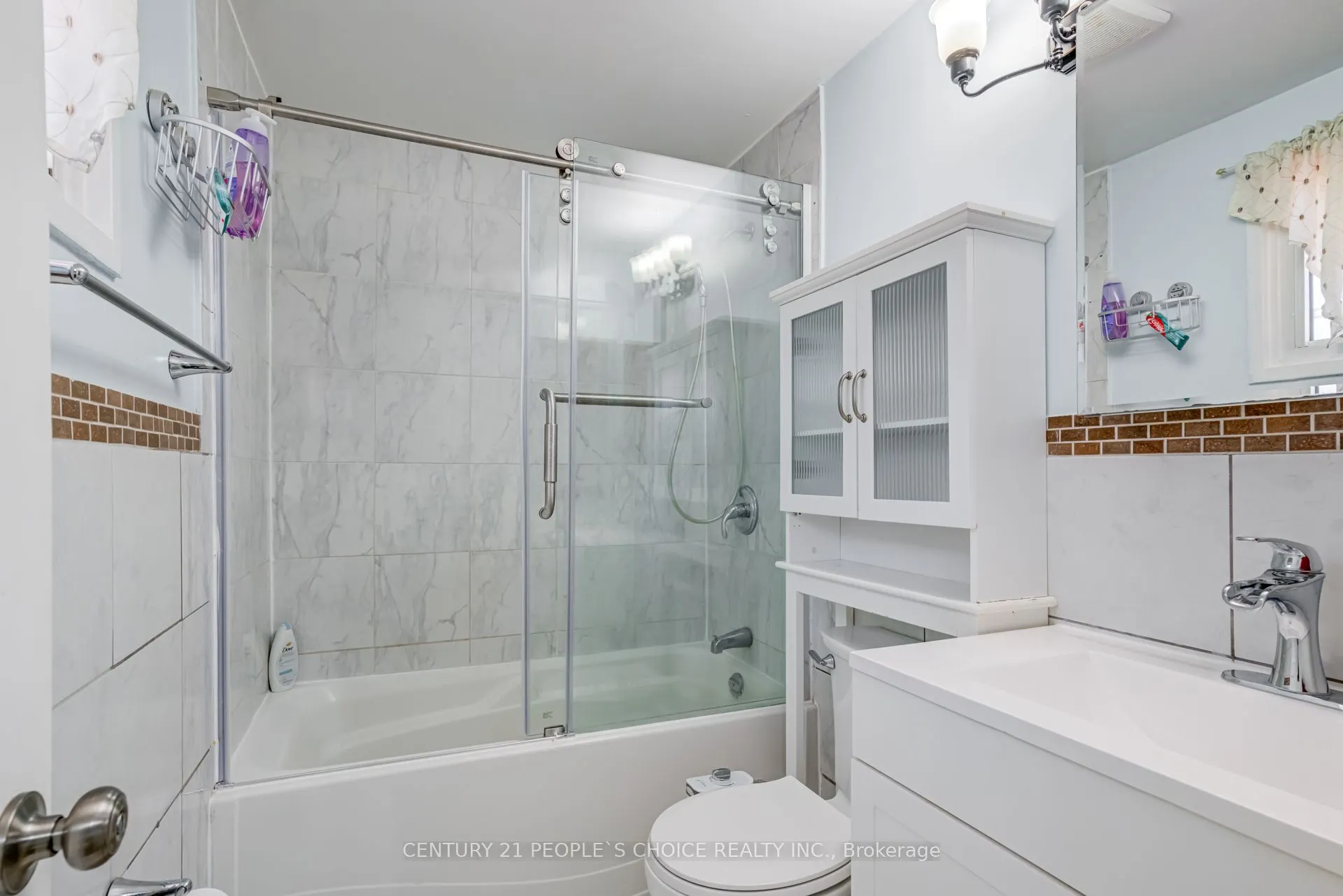 18 Hernon Court