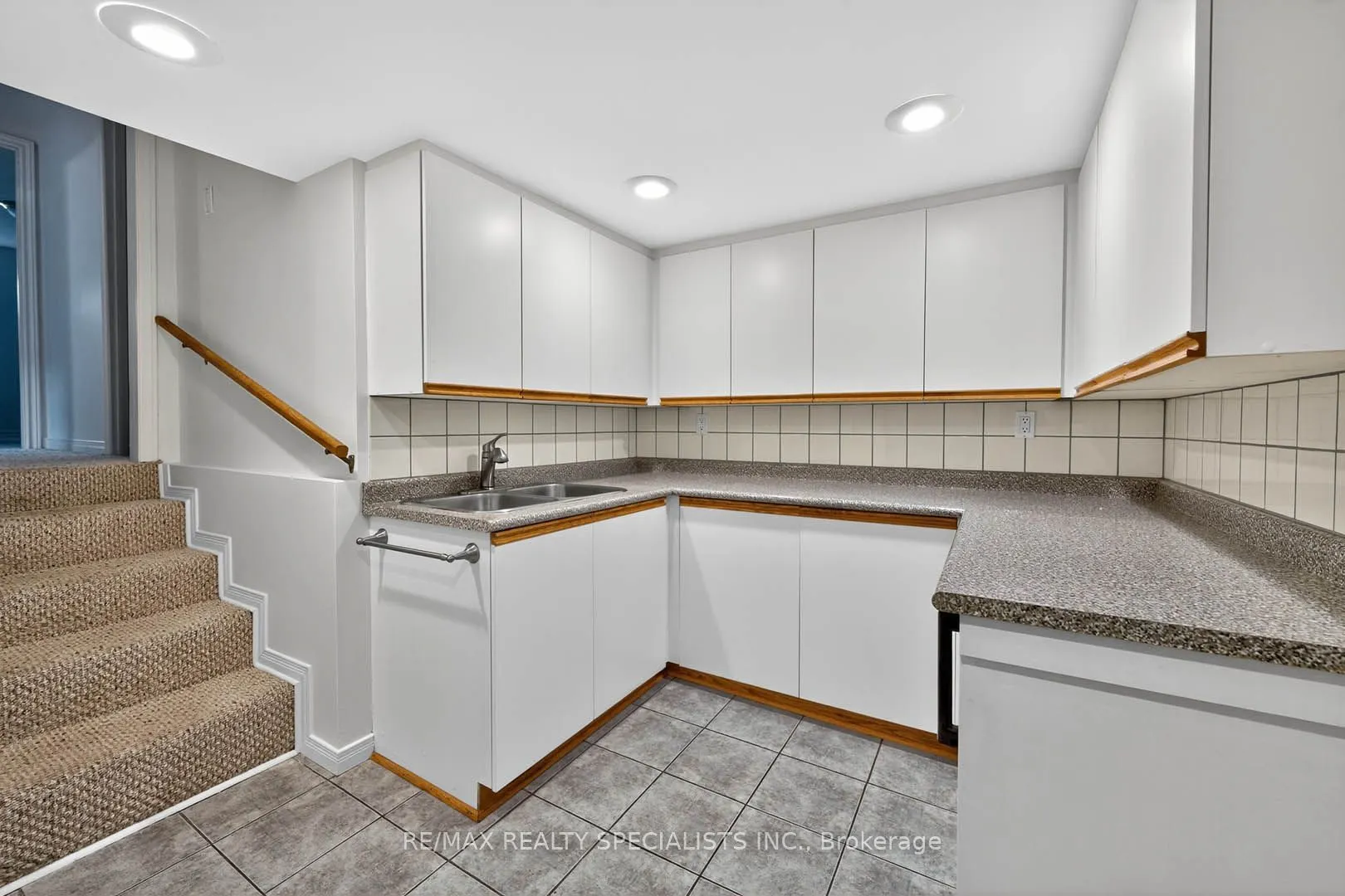 1912 Bonnymede Drive, #Lower