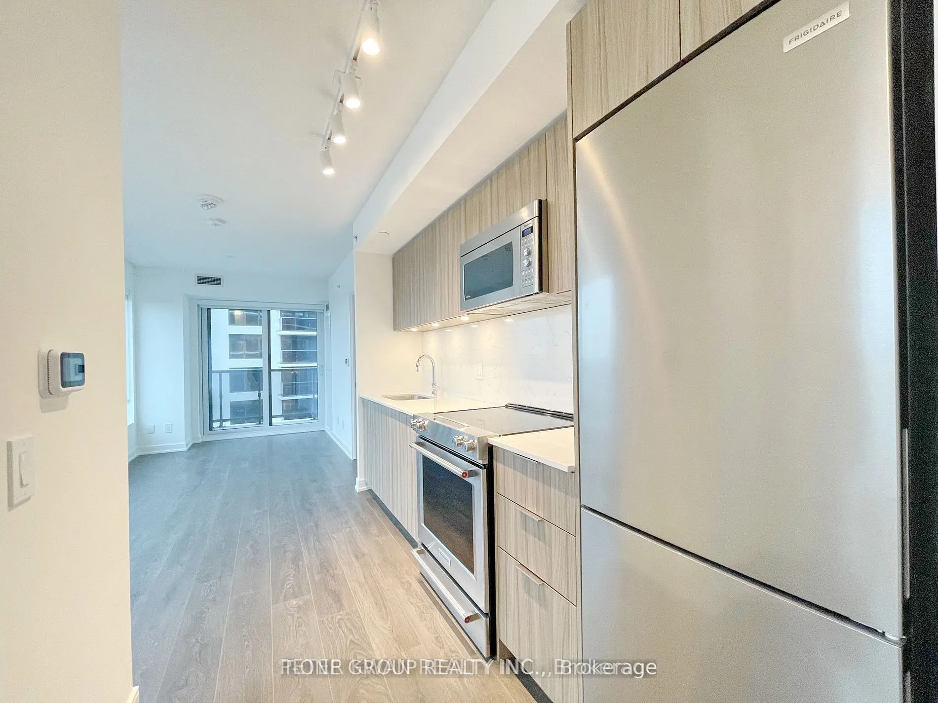 30 Samuel Wood Way, #1504