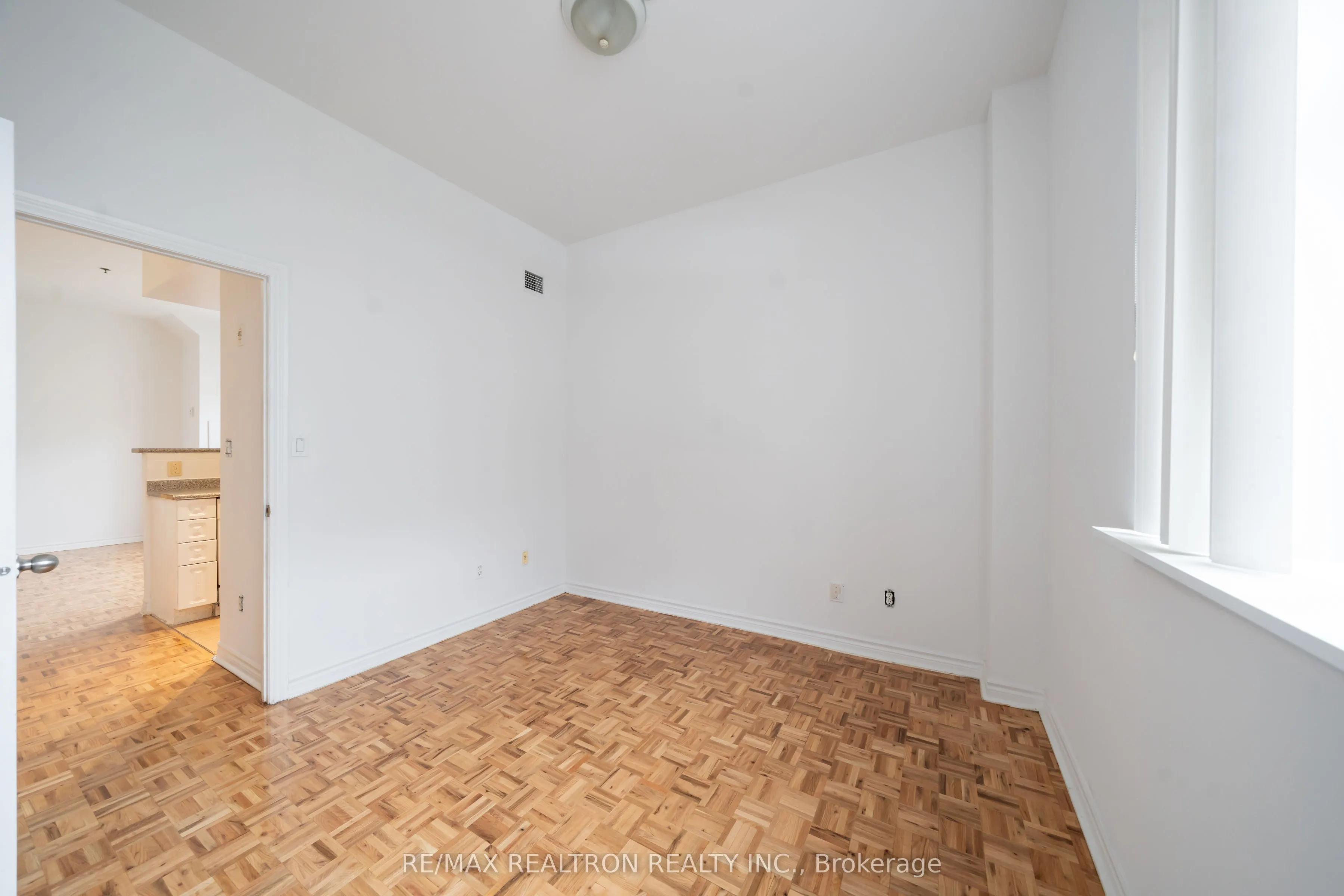 1407 Dupont Street, #201