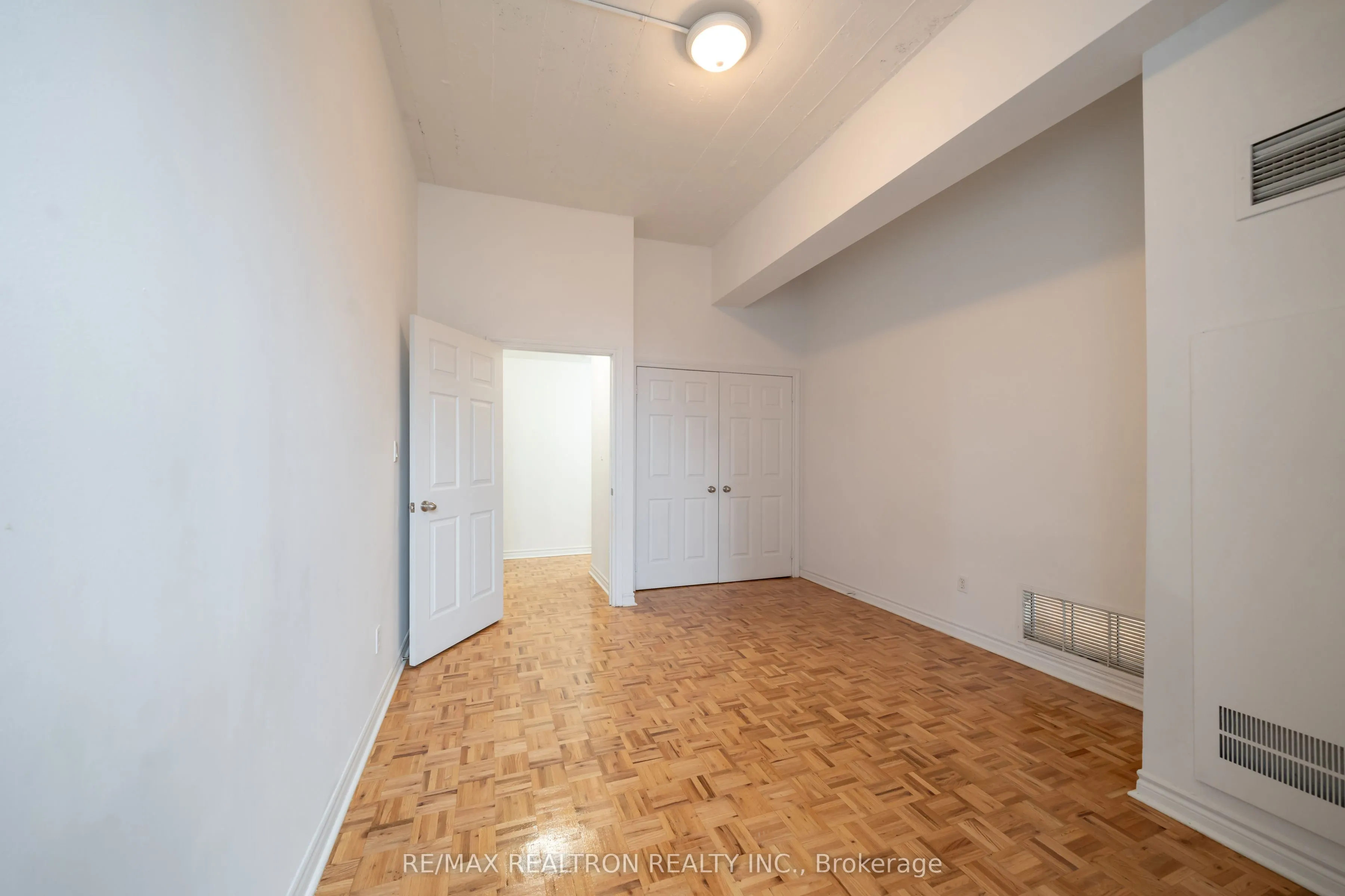 1401 Dupont Street, #413