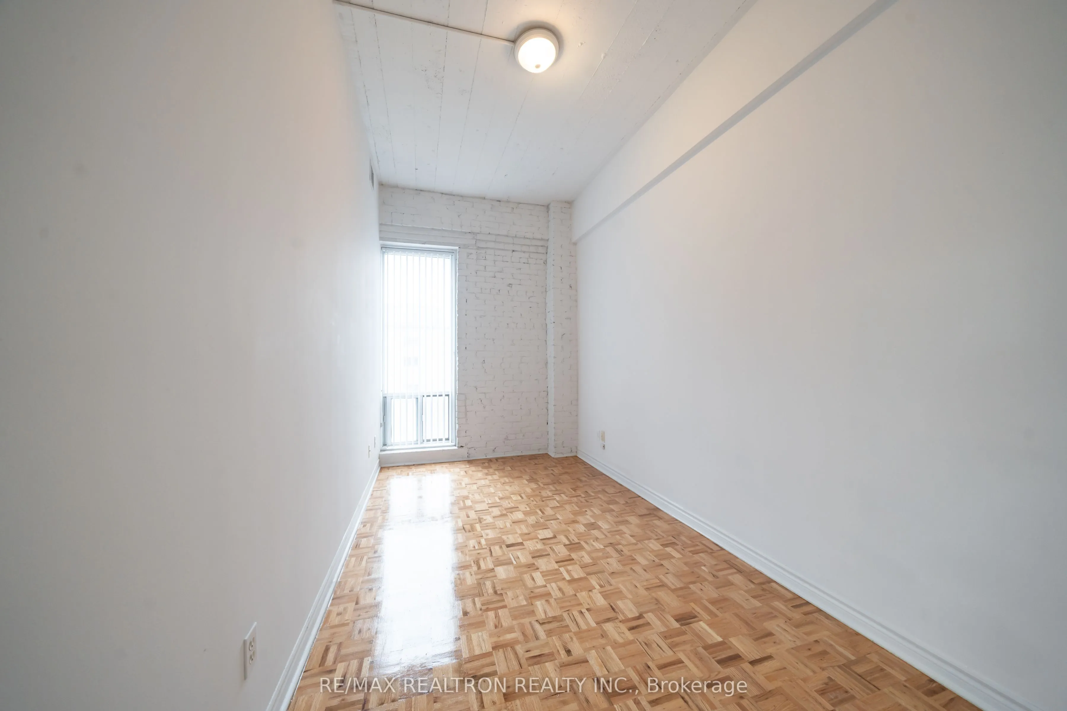 1401 Dupont Street, #413