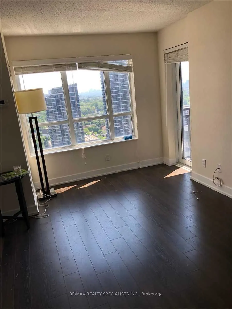 6 Eva Road, #2105