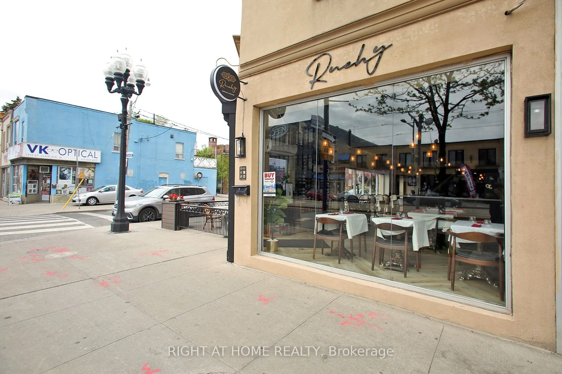 1370 St Clair Avenue W