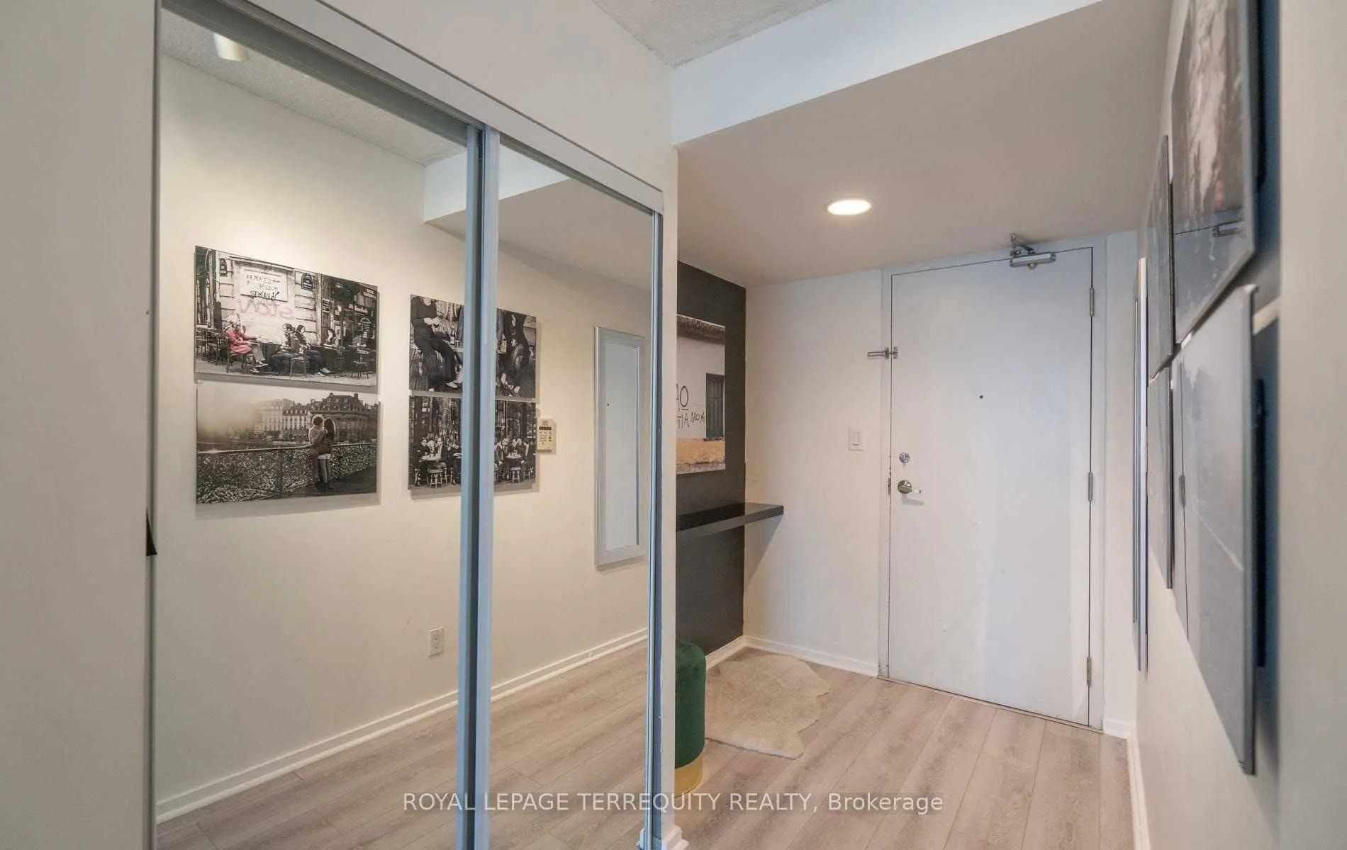 200 MANITOBA Street, #328