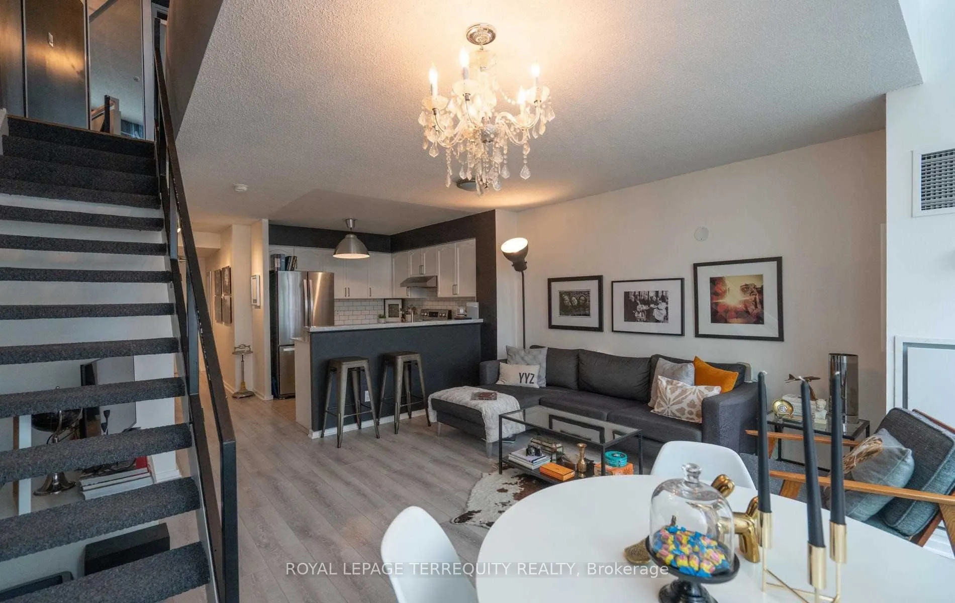 200 MANITOBA Street, #328