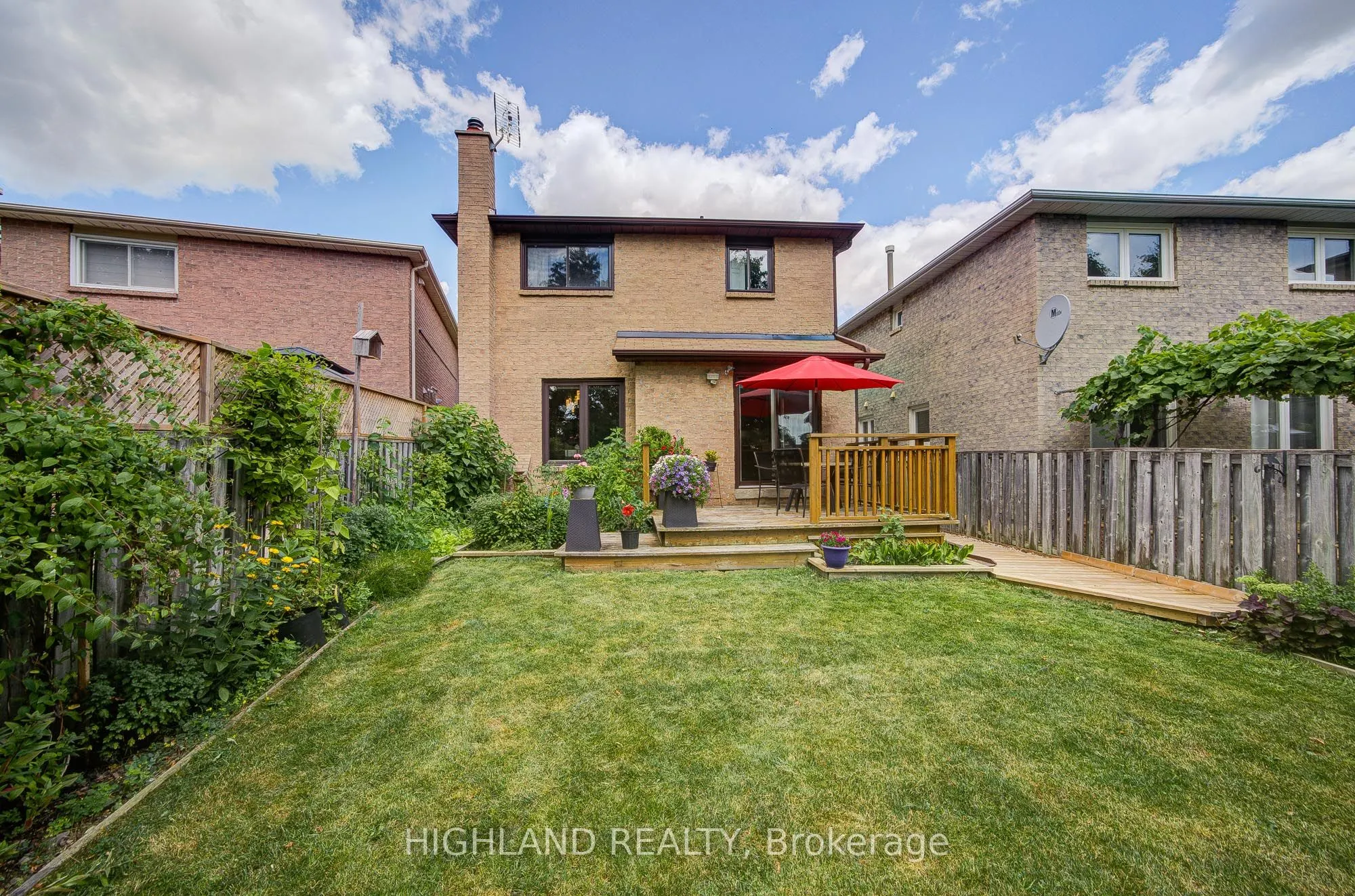 246 Winfield Terrace