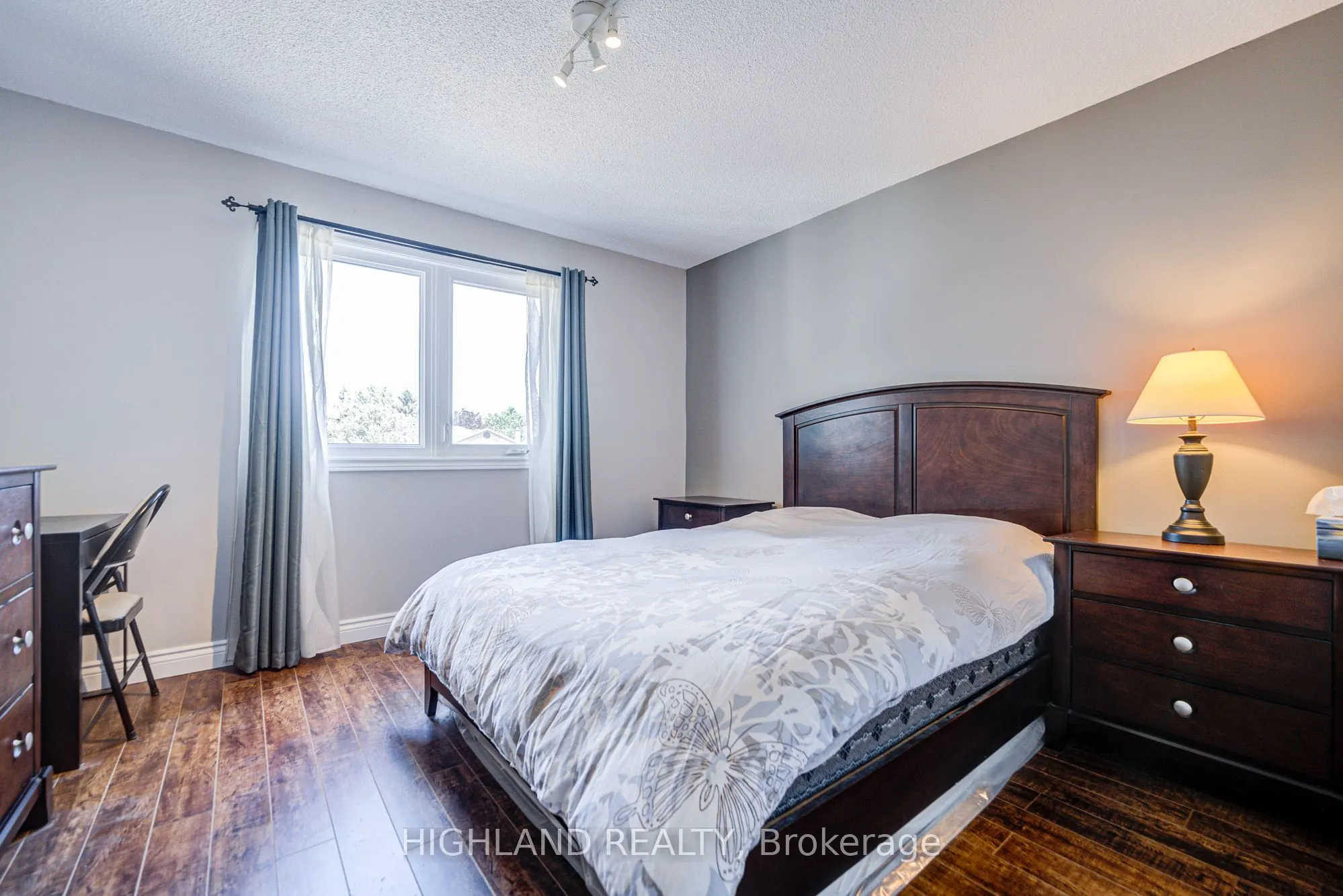 246 Winfield Terrace