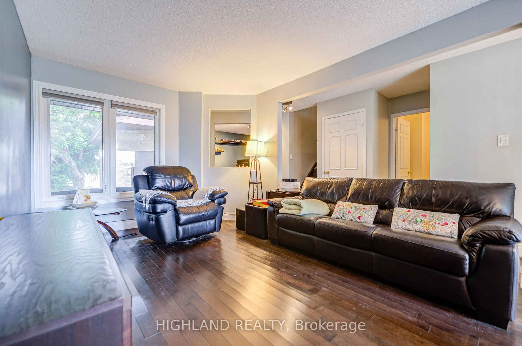 246 Winfield Terrace