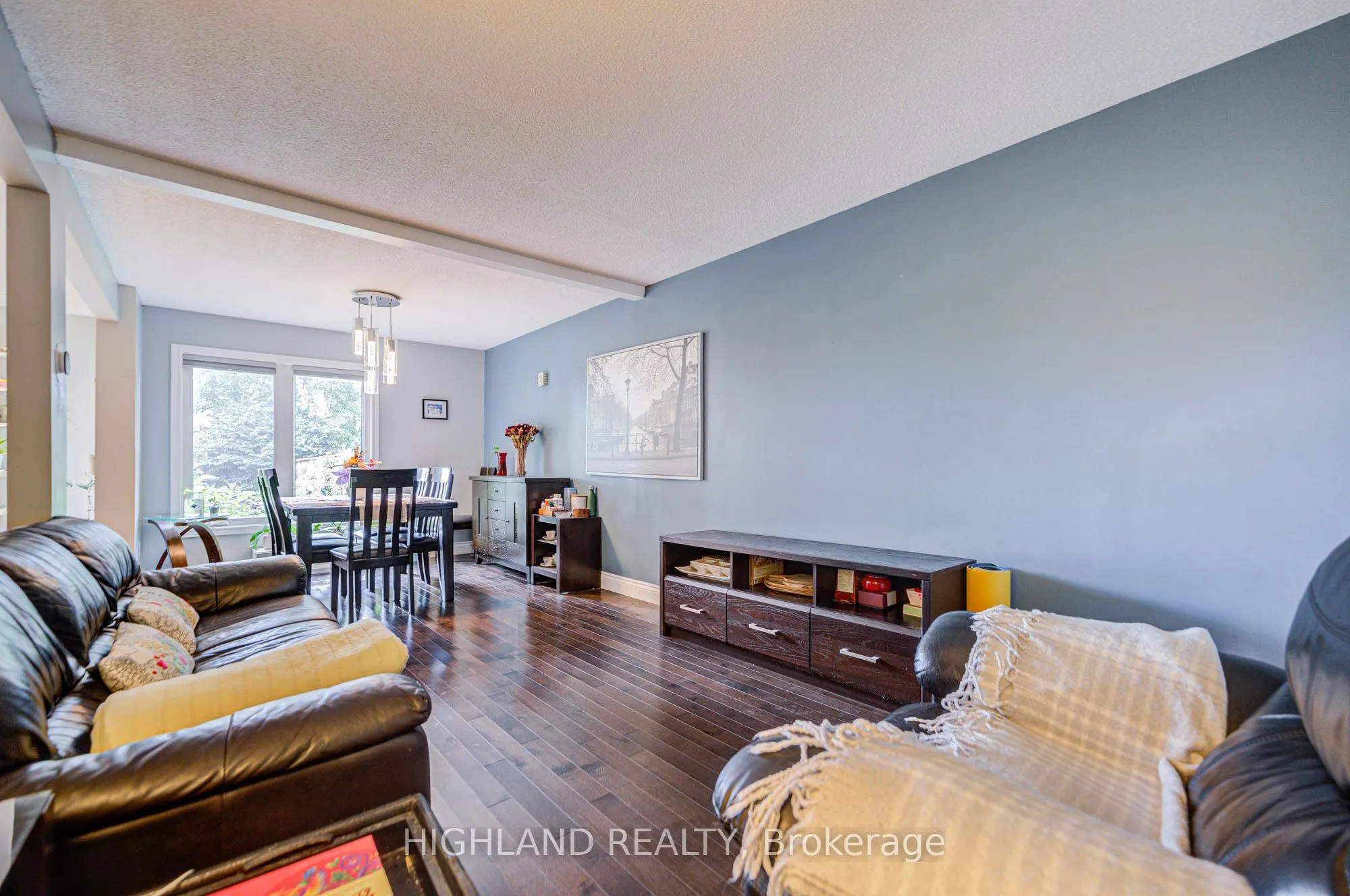 246 Winfield Terrace