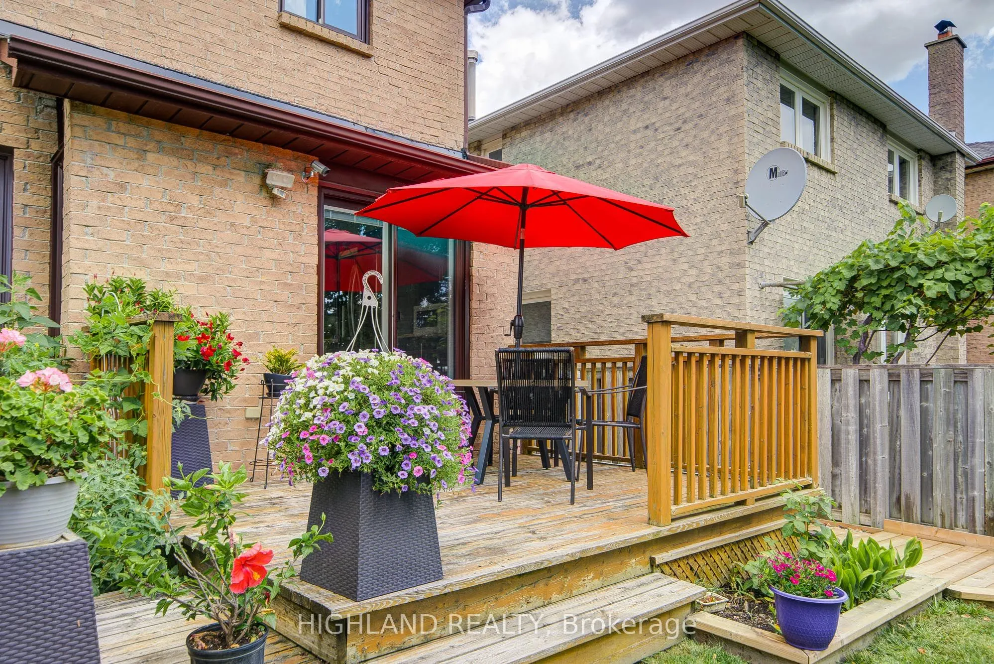 246 Winfield Terrace