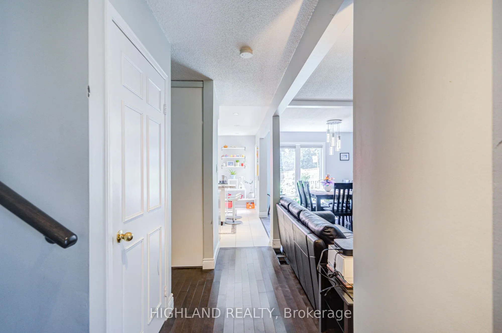 246 Winfield Terrace