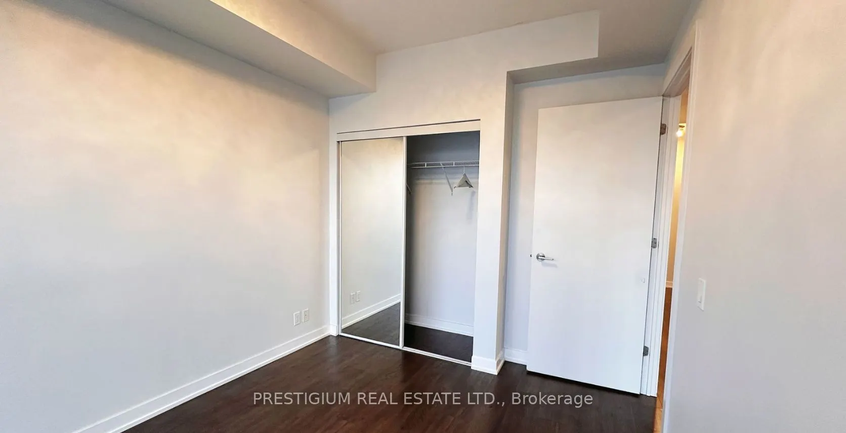 2220 lake shore Boulevard W, #3506