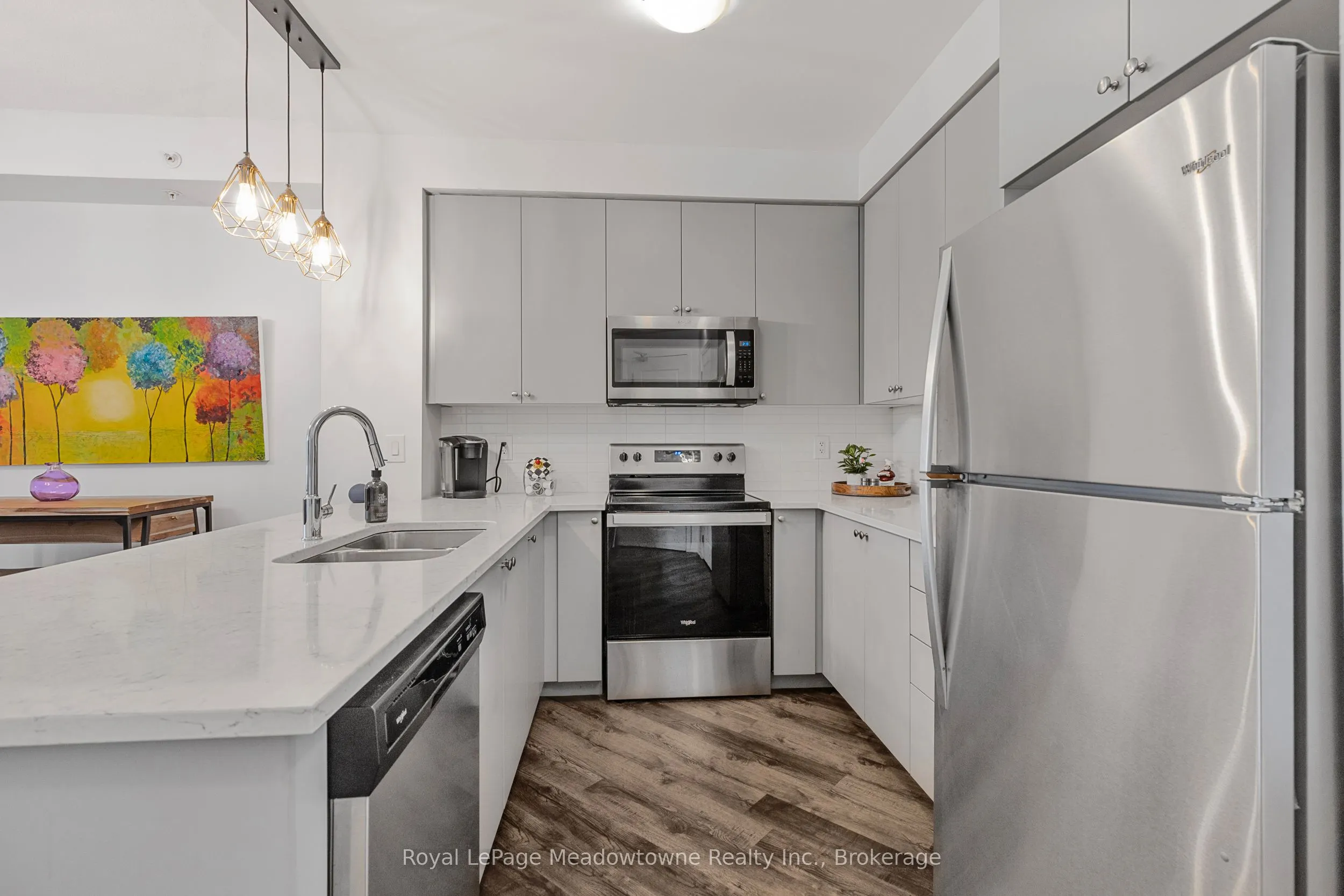 610 Farmstead Drive S, #324