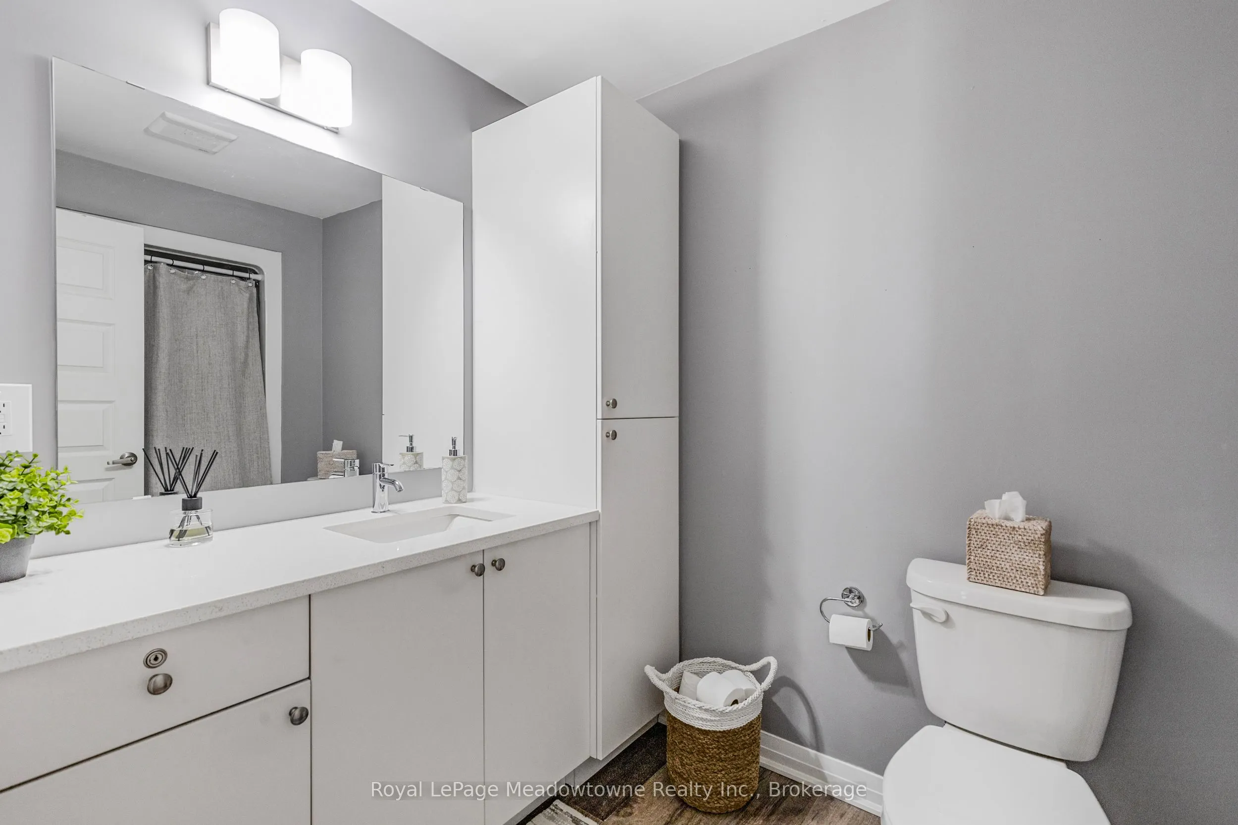 610 Farmstead Drive S, #324