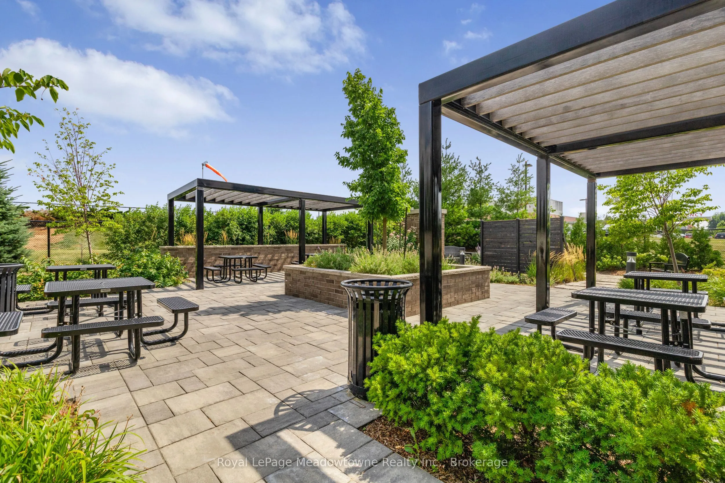 610 Farmstead Drive S, #324