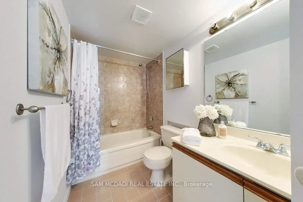 55 Kingsbridge Garden Circle, #1411